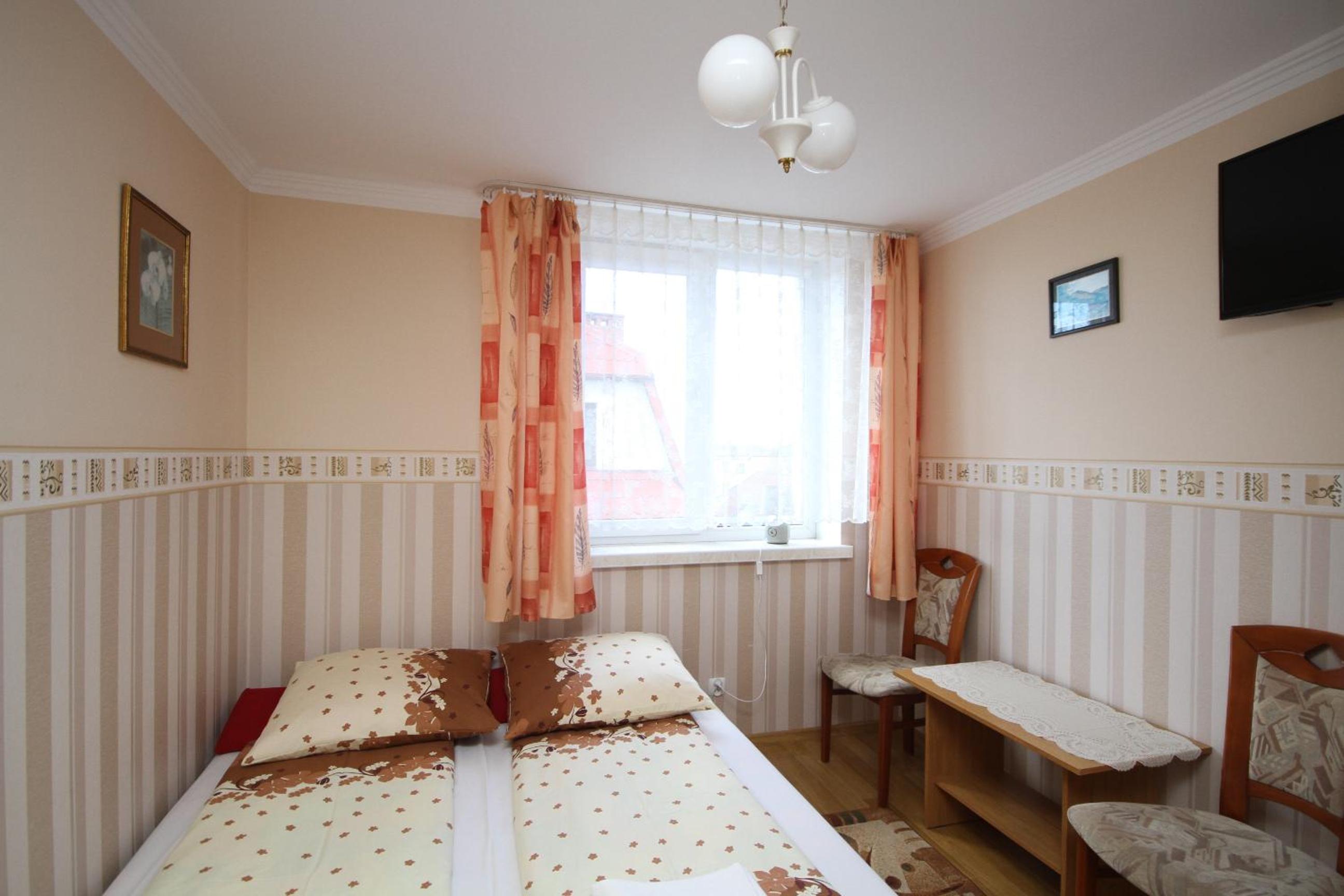 Twin Room with Bathroom