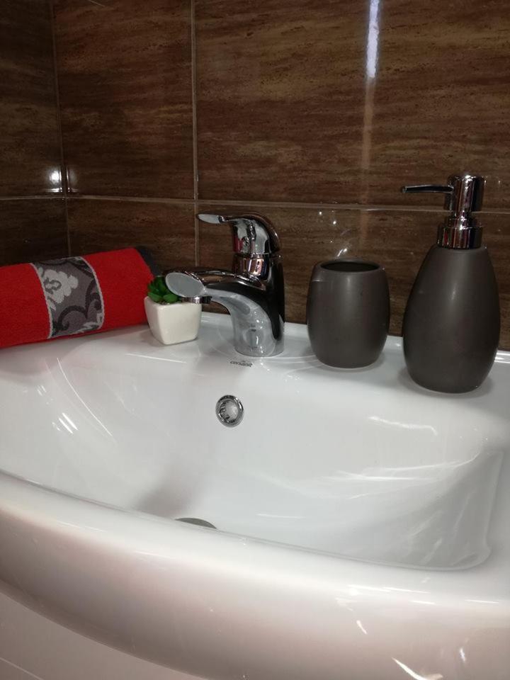 Double Room - Photo 2
