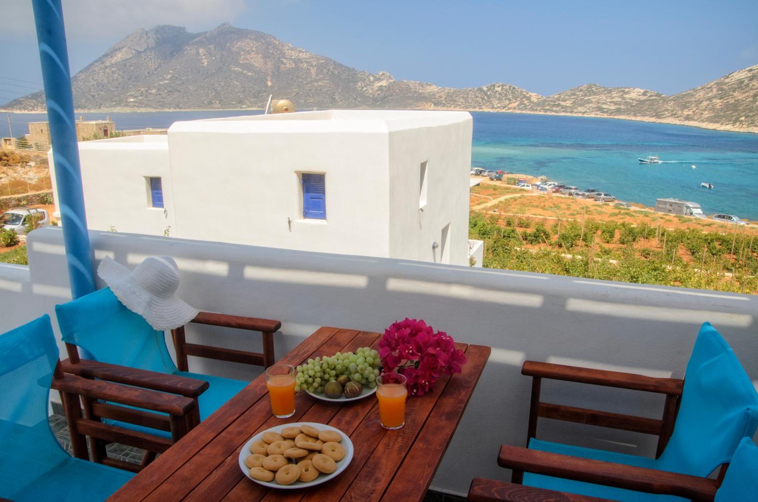 Apartment with Sea View - Photo 11