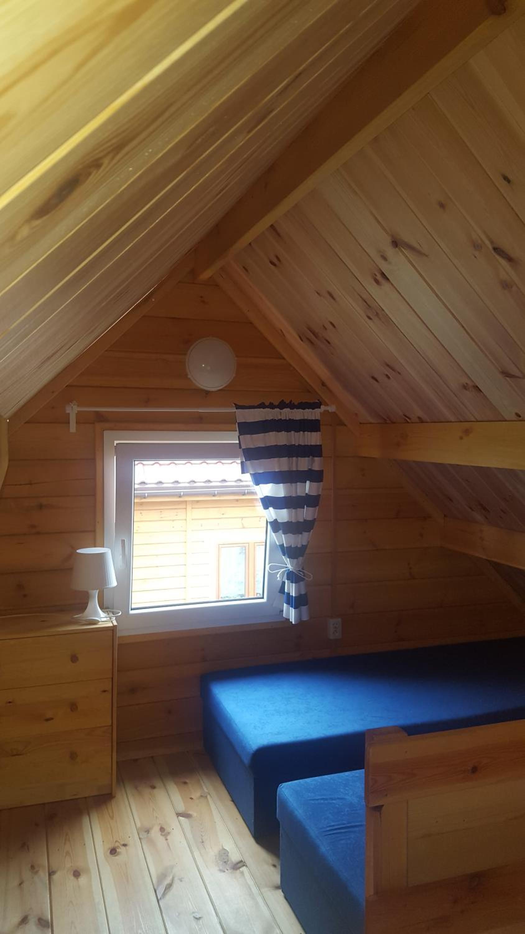 One-Bedroom House - Photo 10