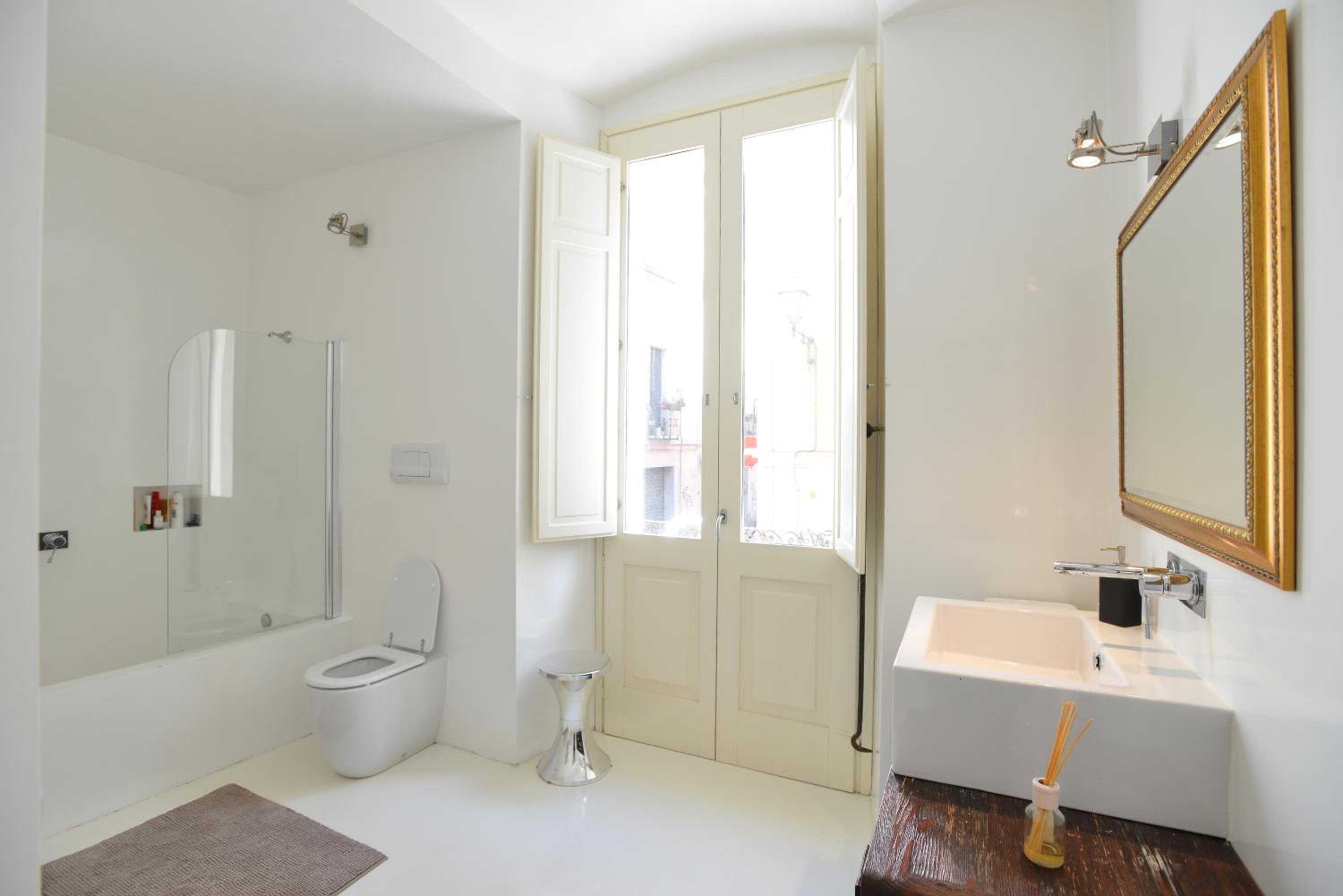 Deluxe Apartment - Photo 25