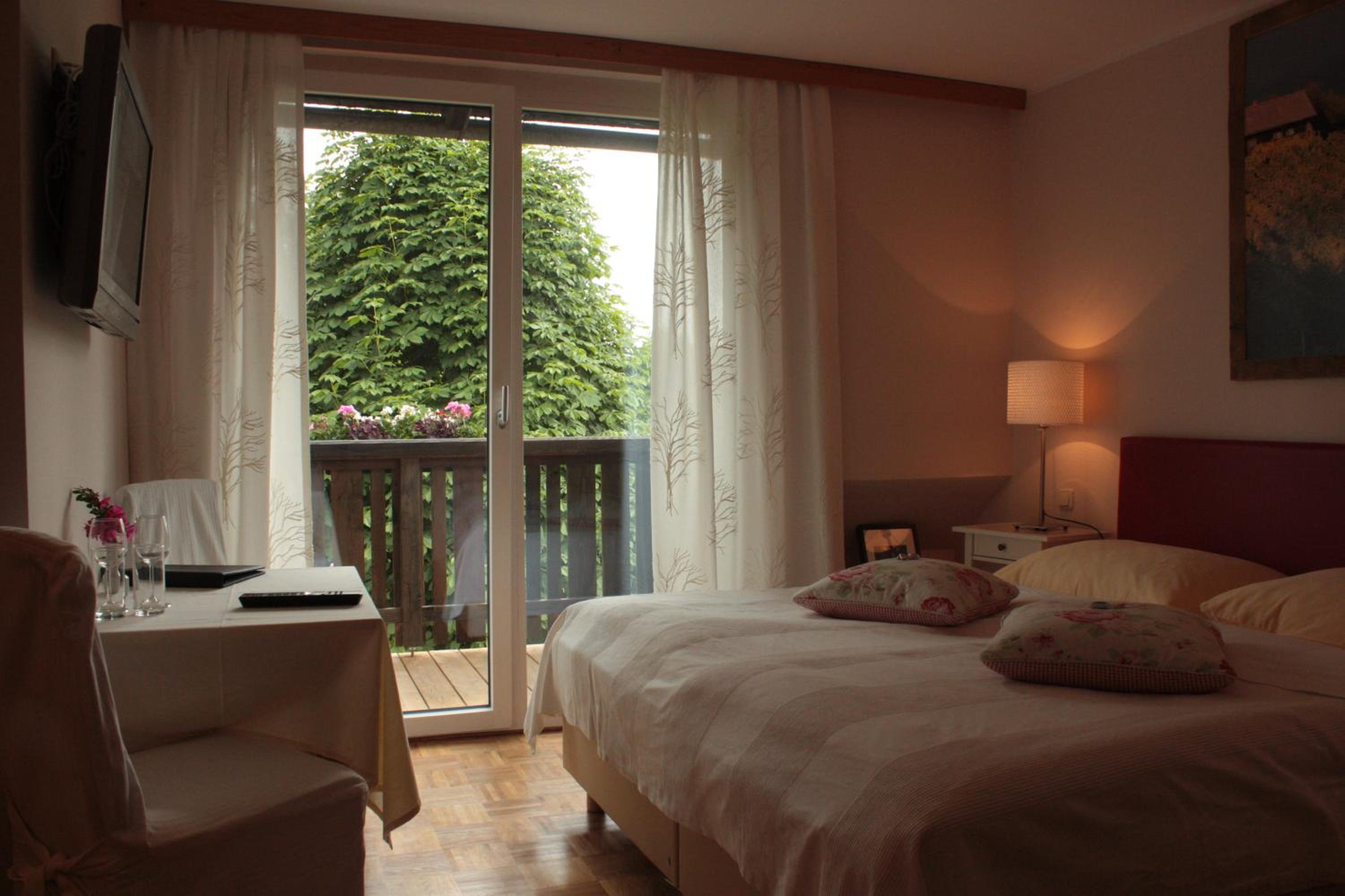 Double Room with Balcony photo 3