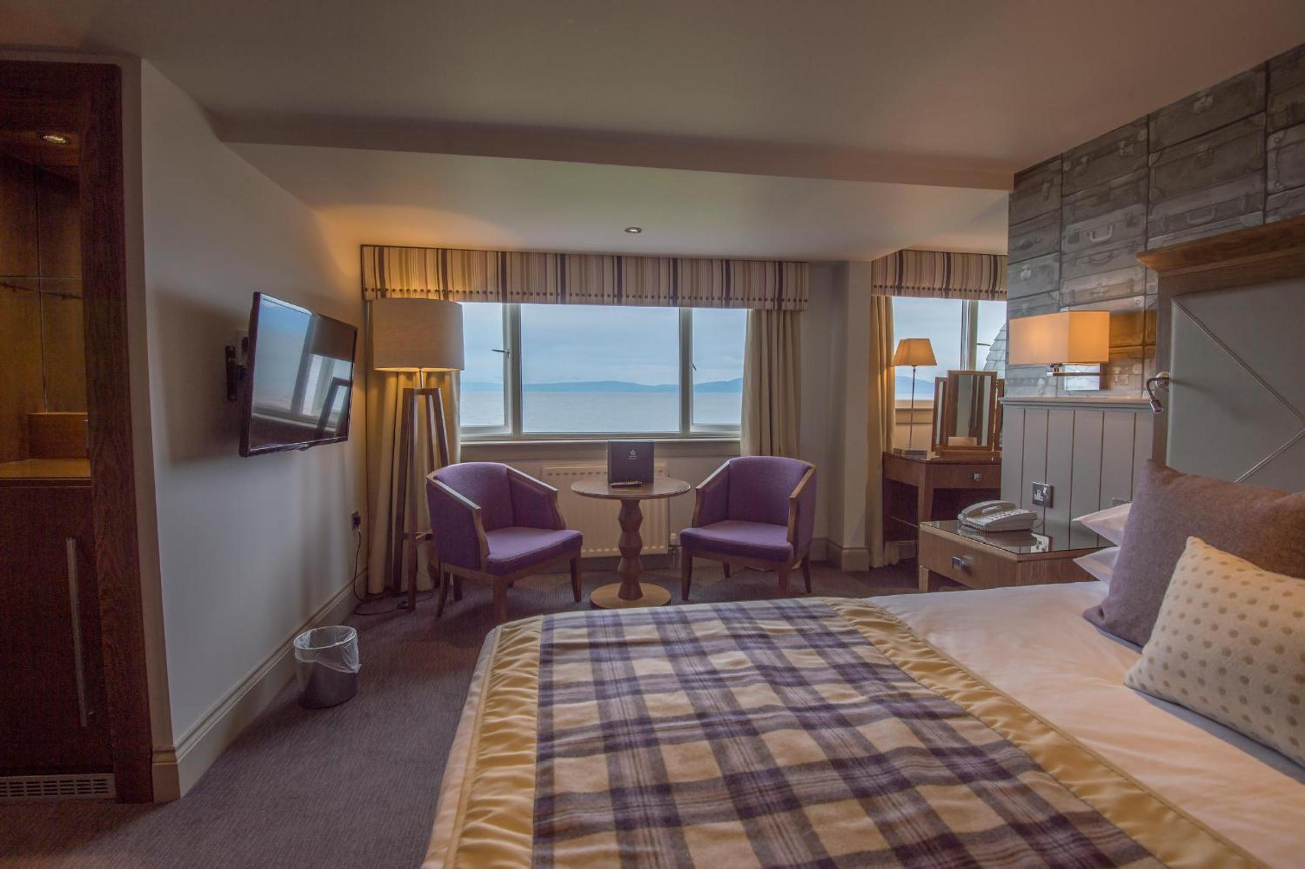 Deluxe Double or Twin Room with Sea View