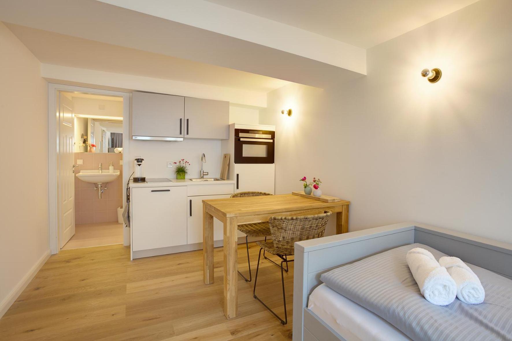 Studio Apartment photo 3