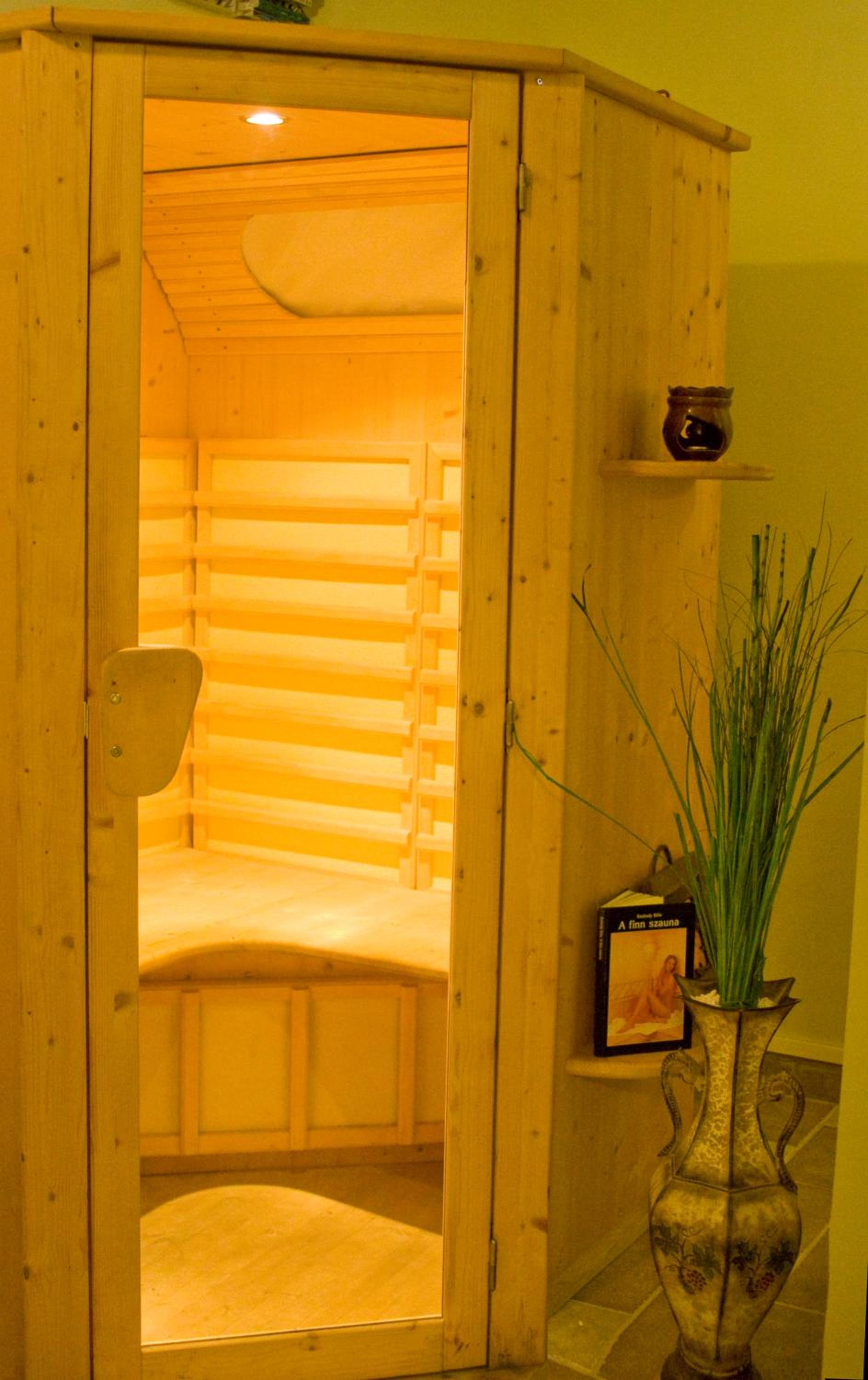 Triple Room with Private Bathroom - Photo 15