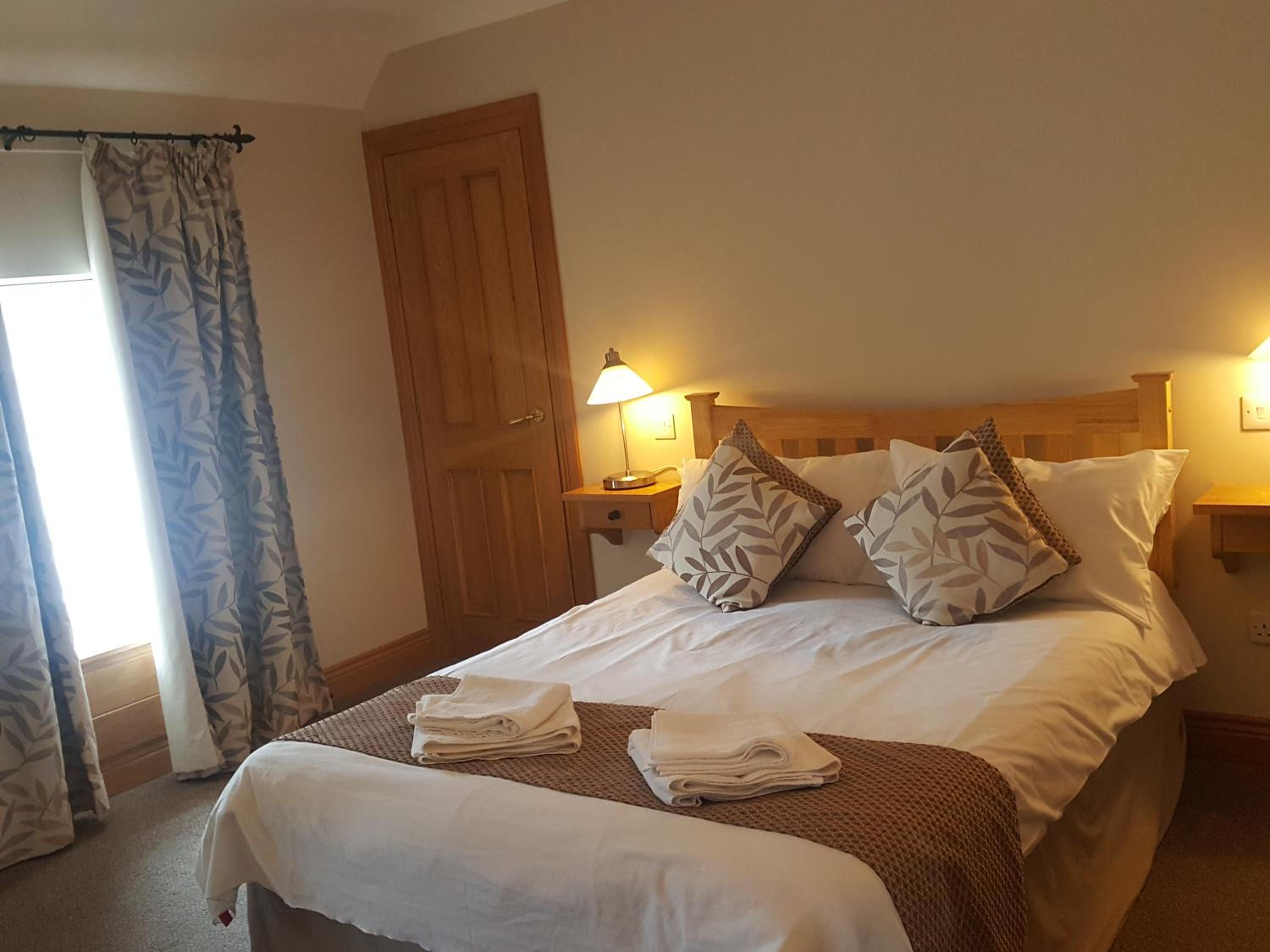 Queen Room with Spa Bath photo 2