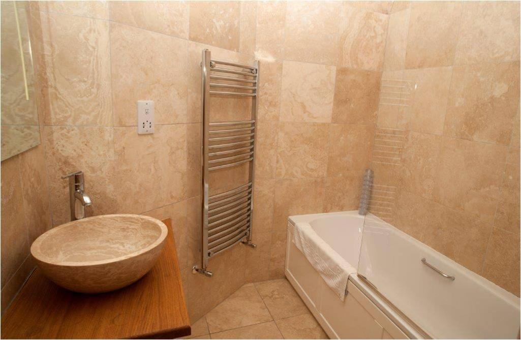 Deluxe Double Room with Bath photo 2