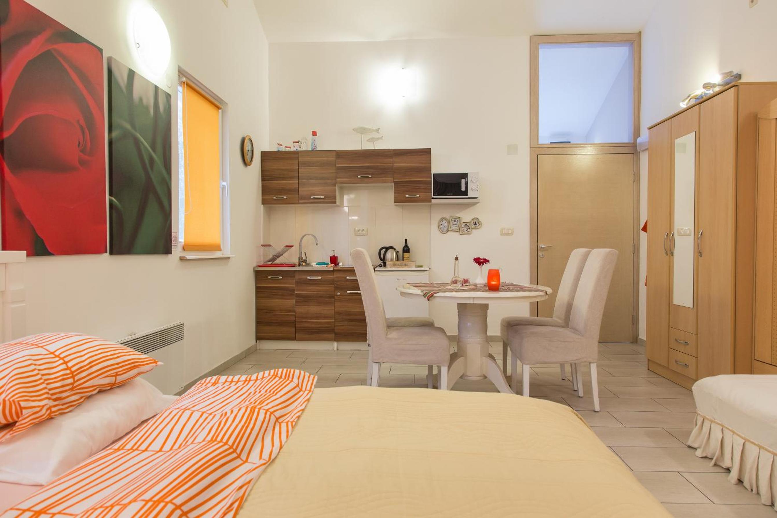 Comfort Studio with Balcony and Sea View
