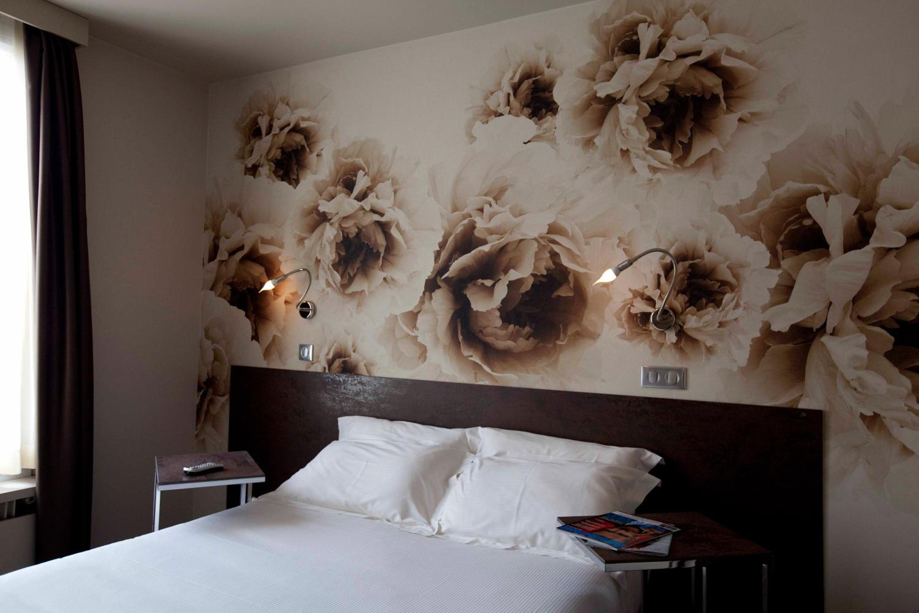 Double Room - Photo 10