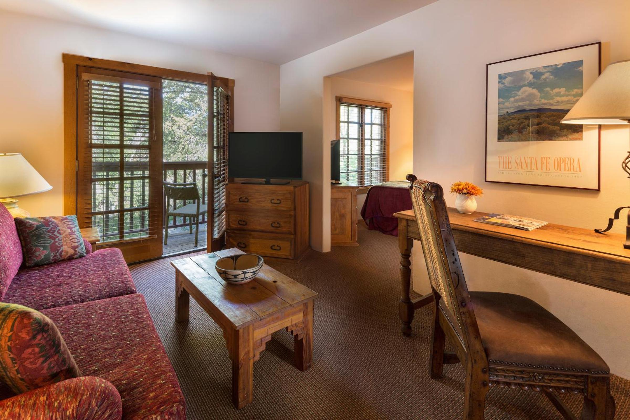 Santa Fe King Suite - Photo 3