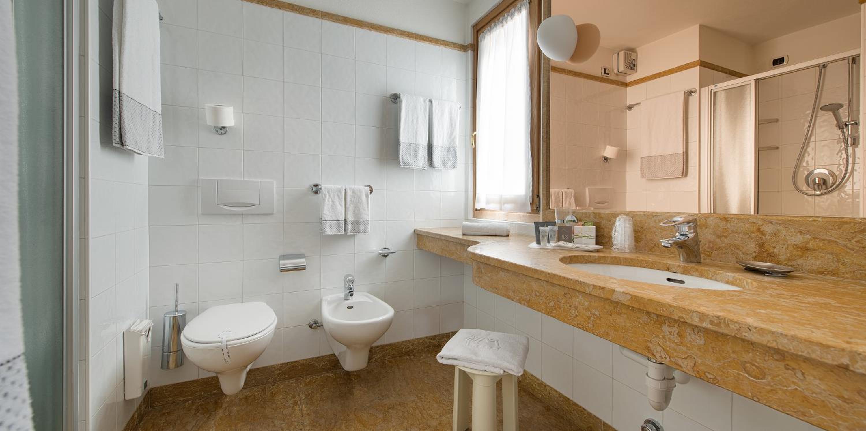 Junior Suite - Photo 3
