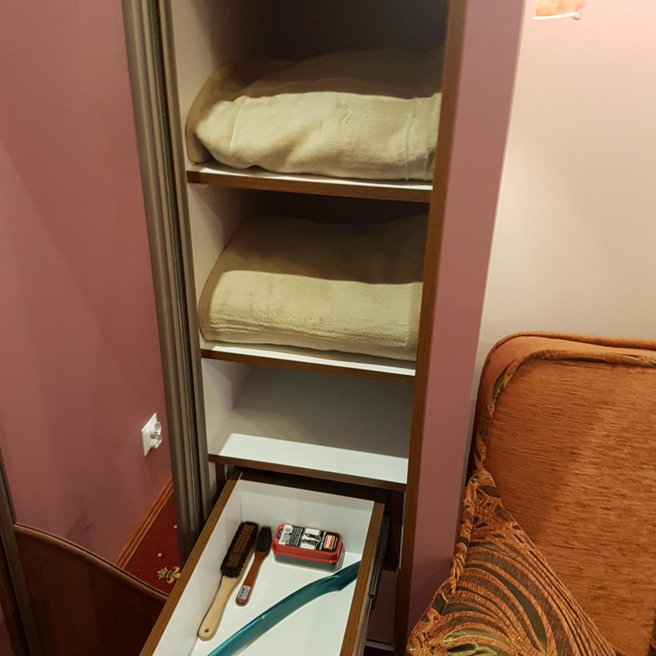 Double Room with Private Bathroom - Photo 8