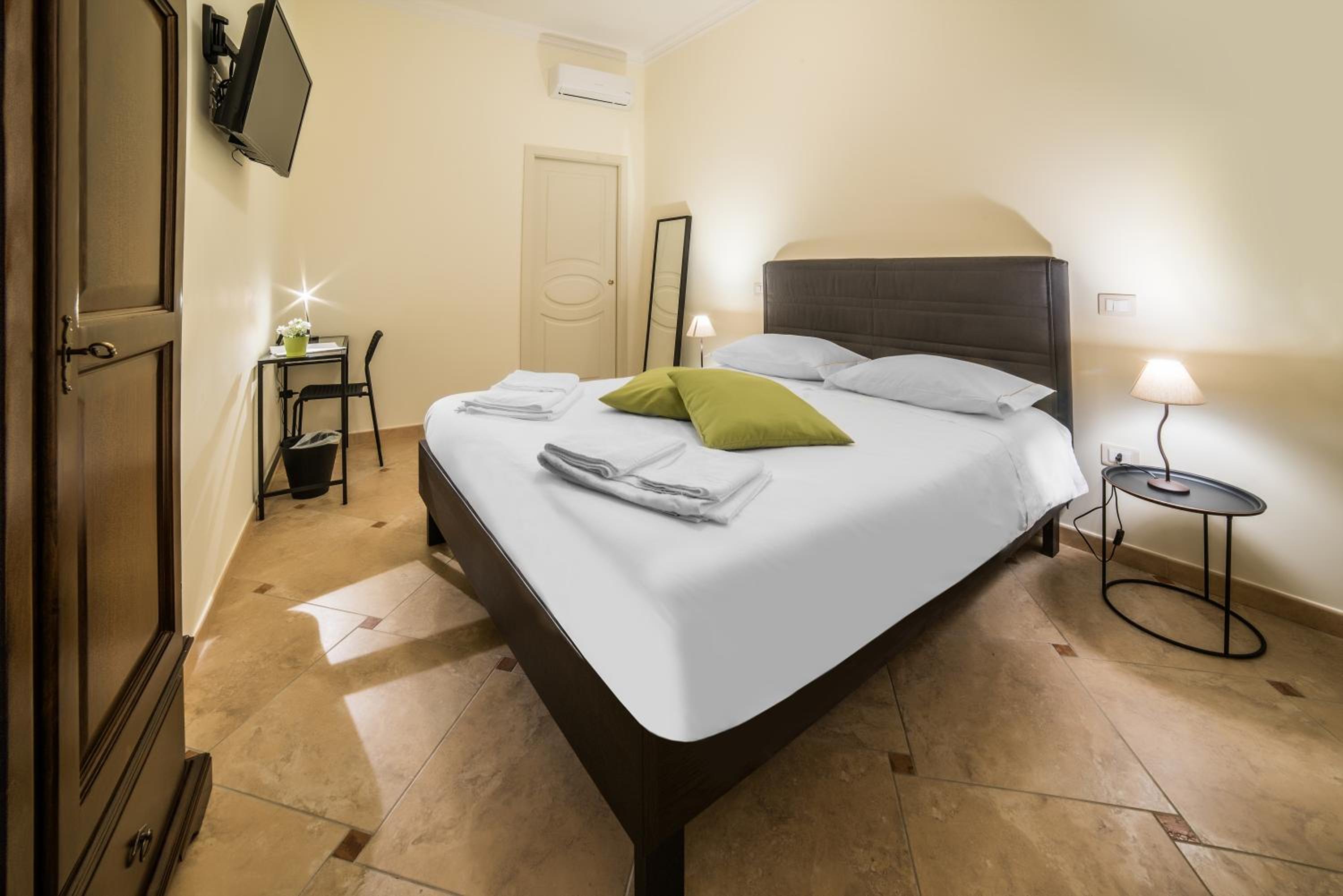 Superior Double Room photo 3
