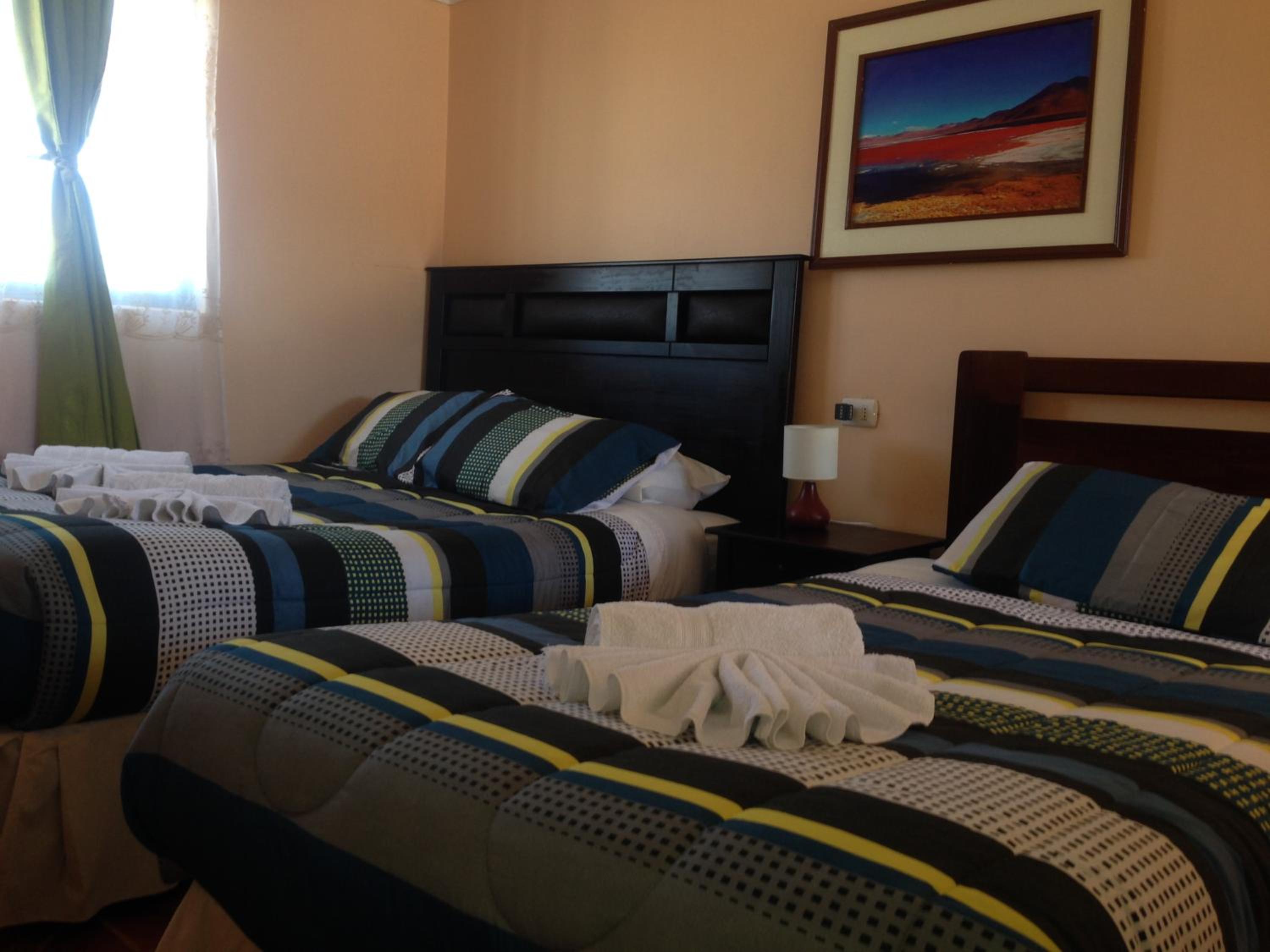 Double Room With Extra Bed And Private Bathroom photo 2