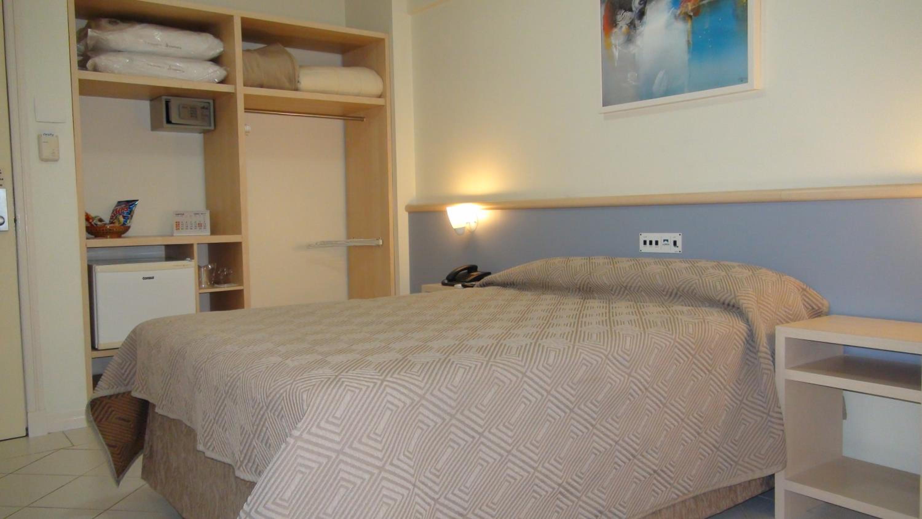 Double Room - Photo 3