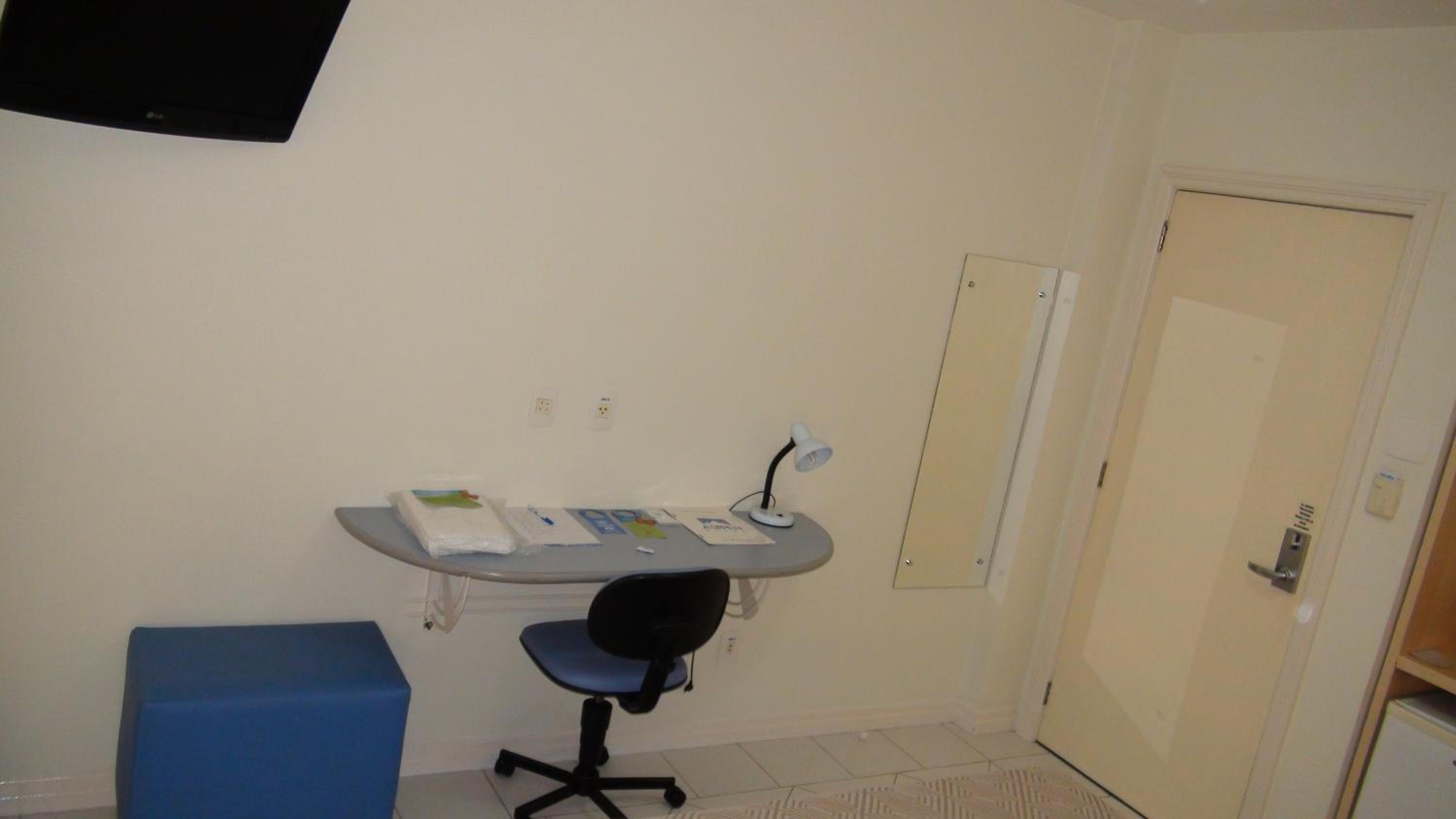Double Room - Photo 2