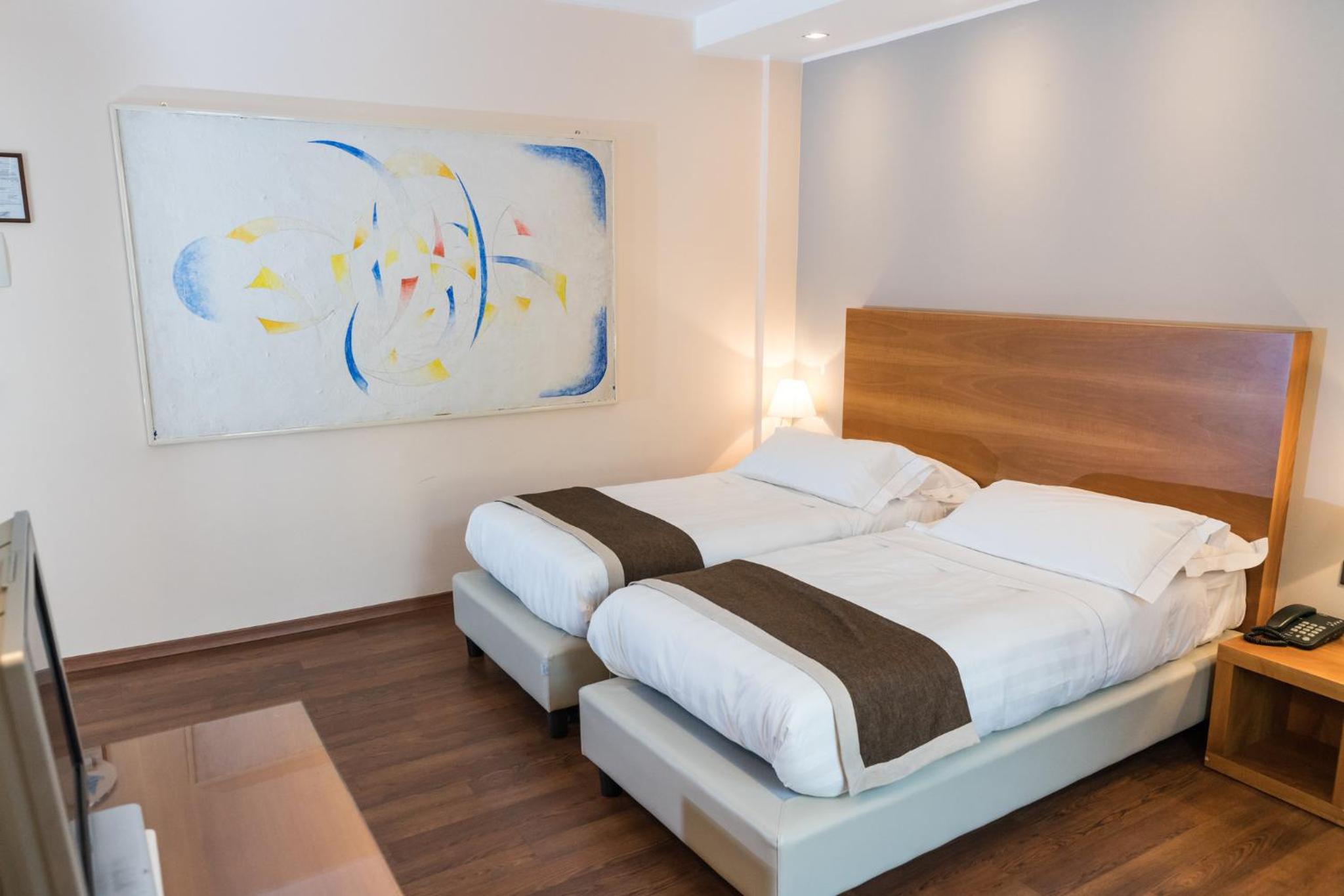 Superior Double or Twin Room - Photo 4
