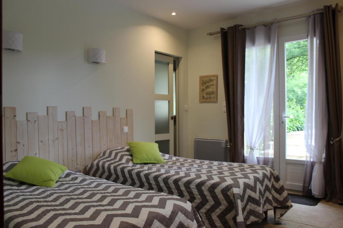 Double or Twin Room with Terrace photo 2