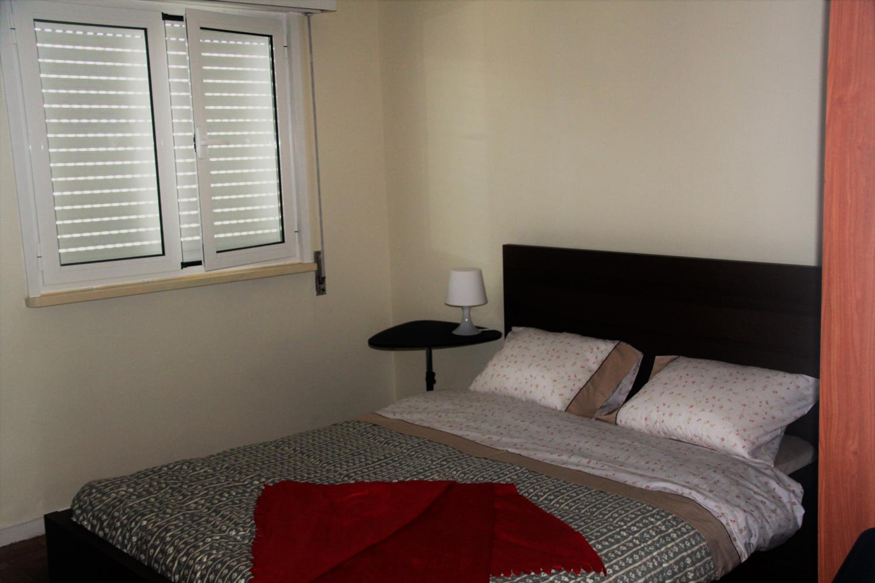 Double Room - Photo 8
