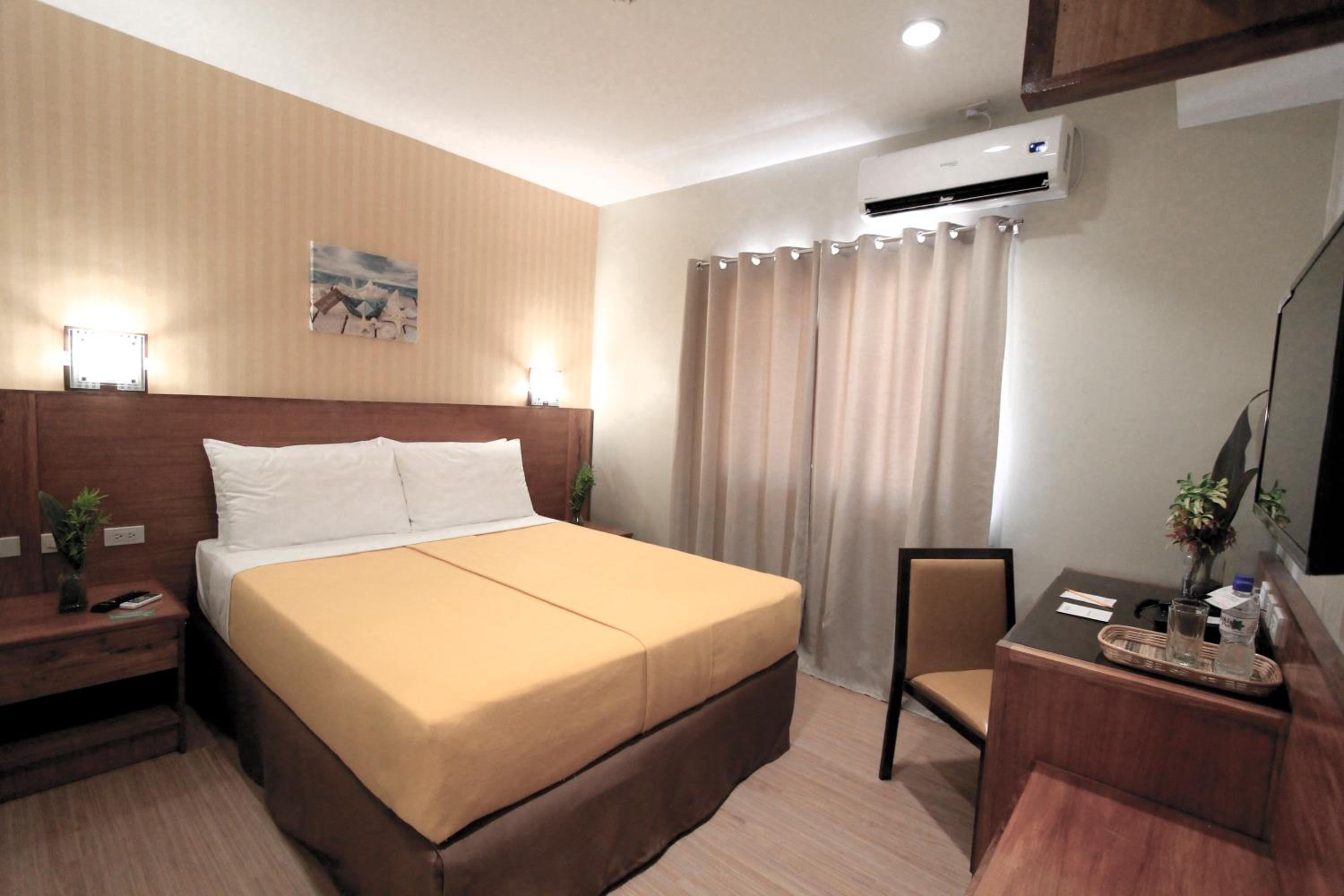Standard Twin Room - Photo 7