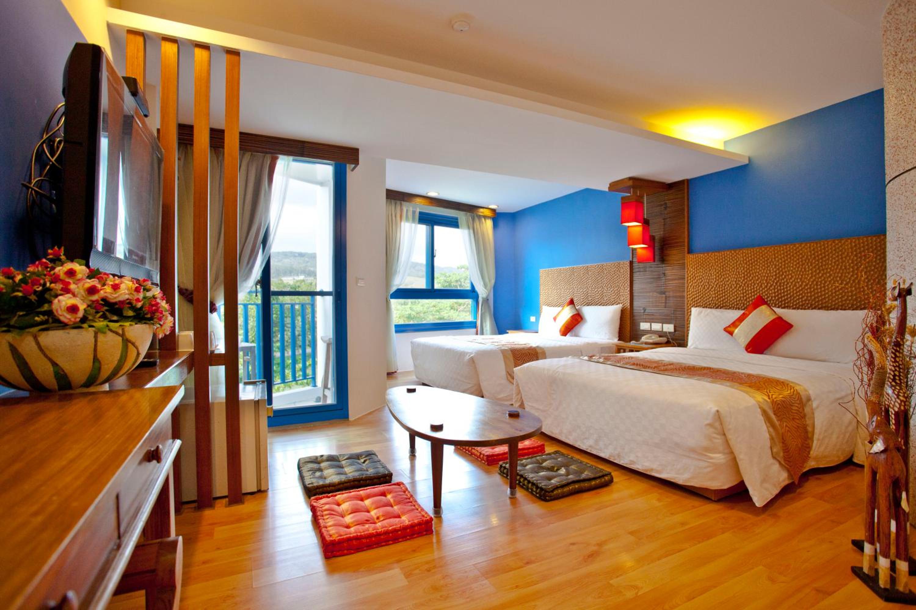 Quadruple Room with Mountain View photo 1