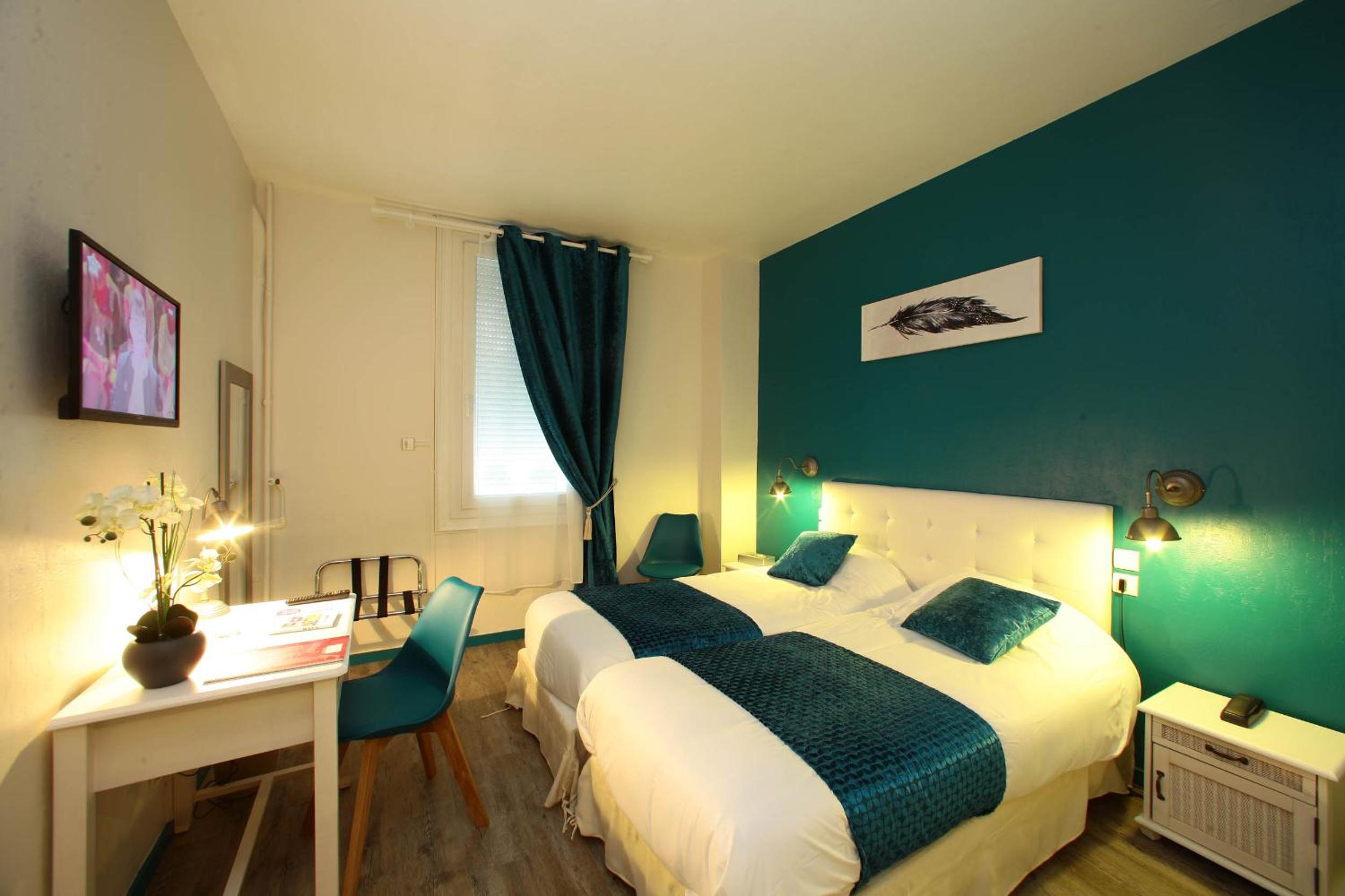 Comfort Double Room with Air Conditioning - Photo 1