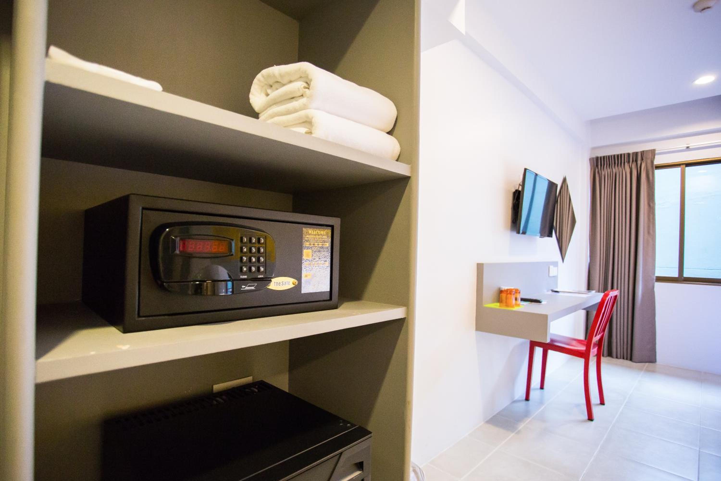 Standard Room - Non Smoking photo 2
