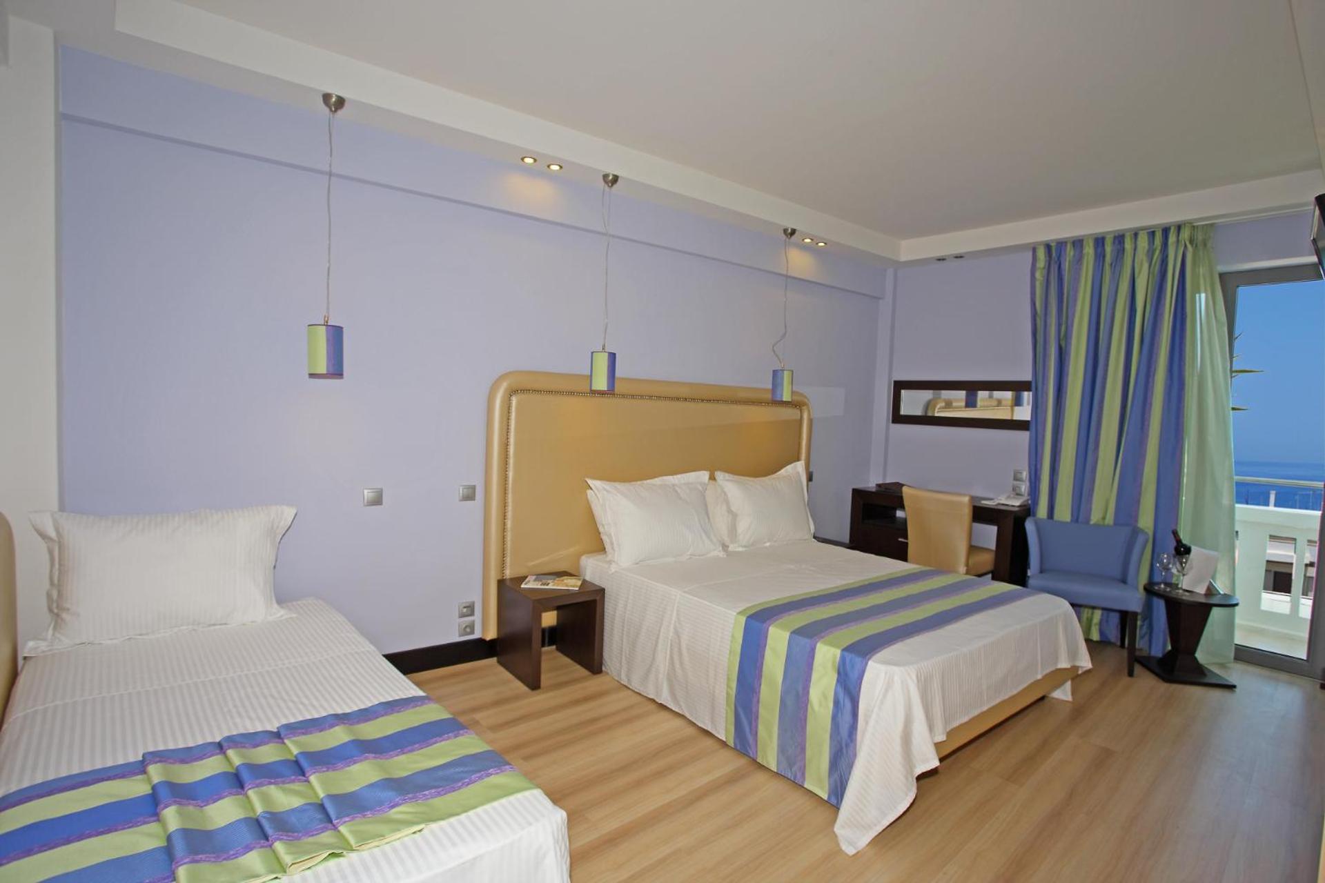 Standard Triple Room - Photo 2
