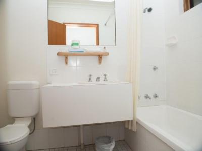 Deluxe Queen Room - Photo 2