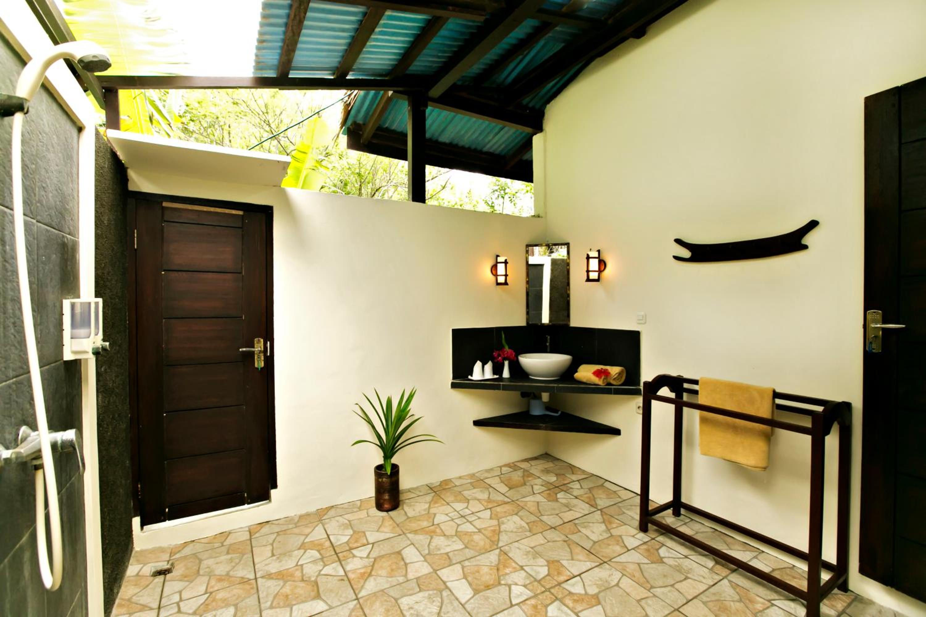 Ocean Front Cottage photo 3
