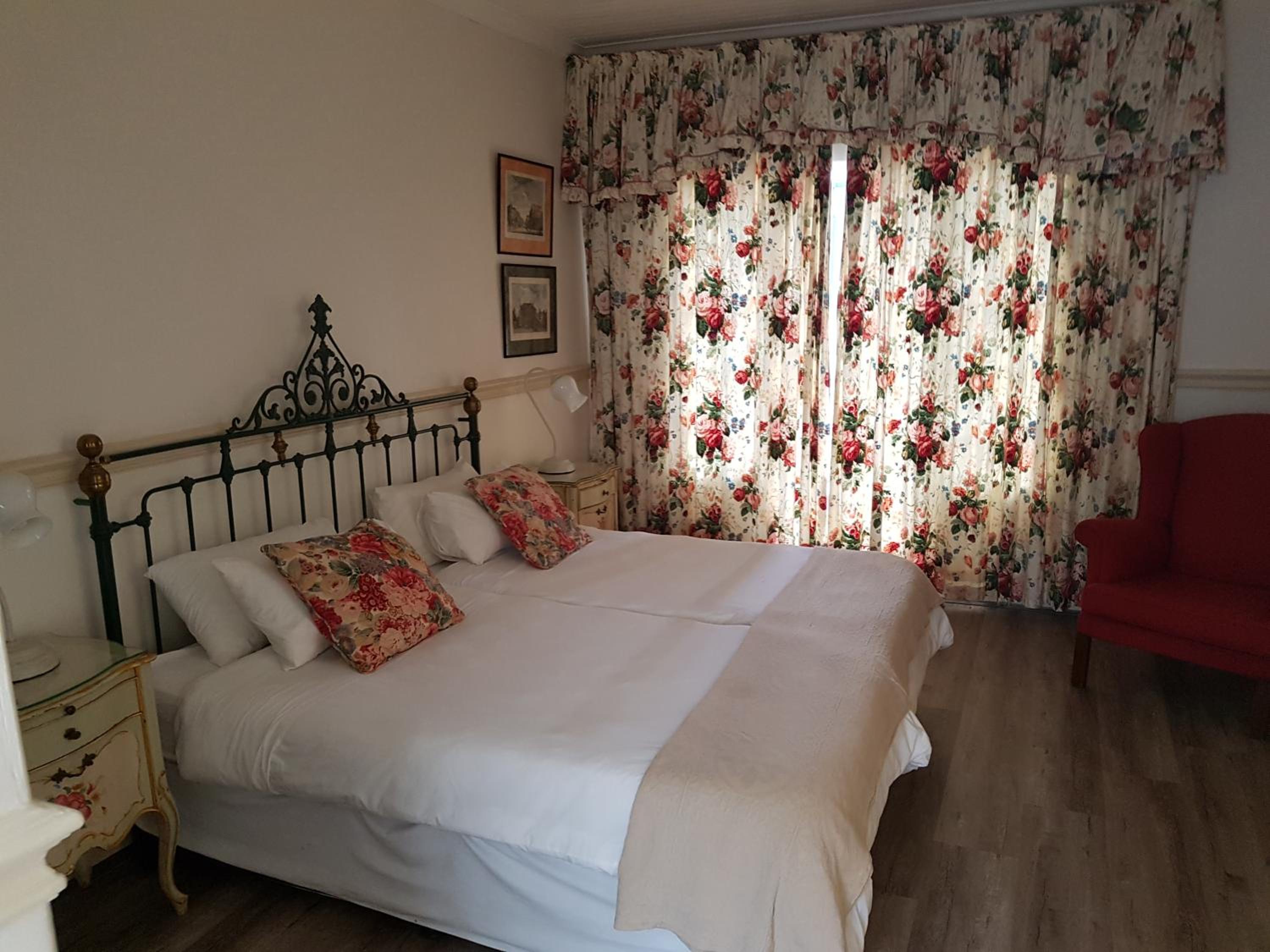 Standard Double or Twin Room photo 2