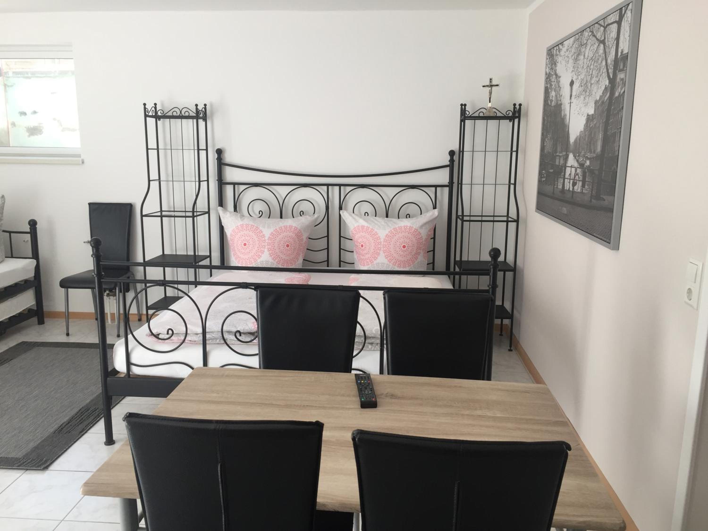 Apartment with Terrace photo 3