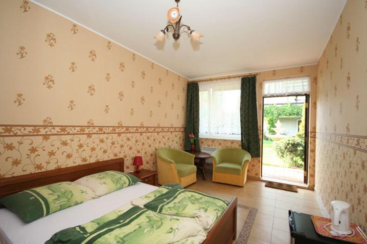Double or Twin Room - Photo 15