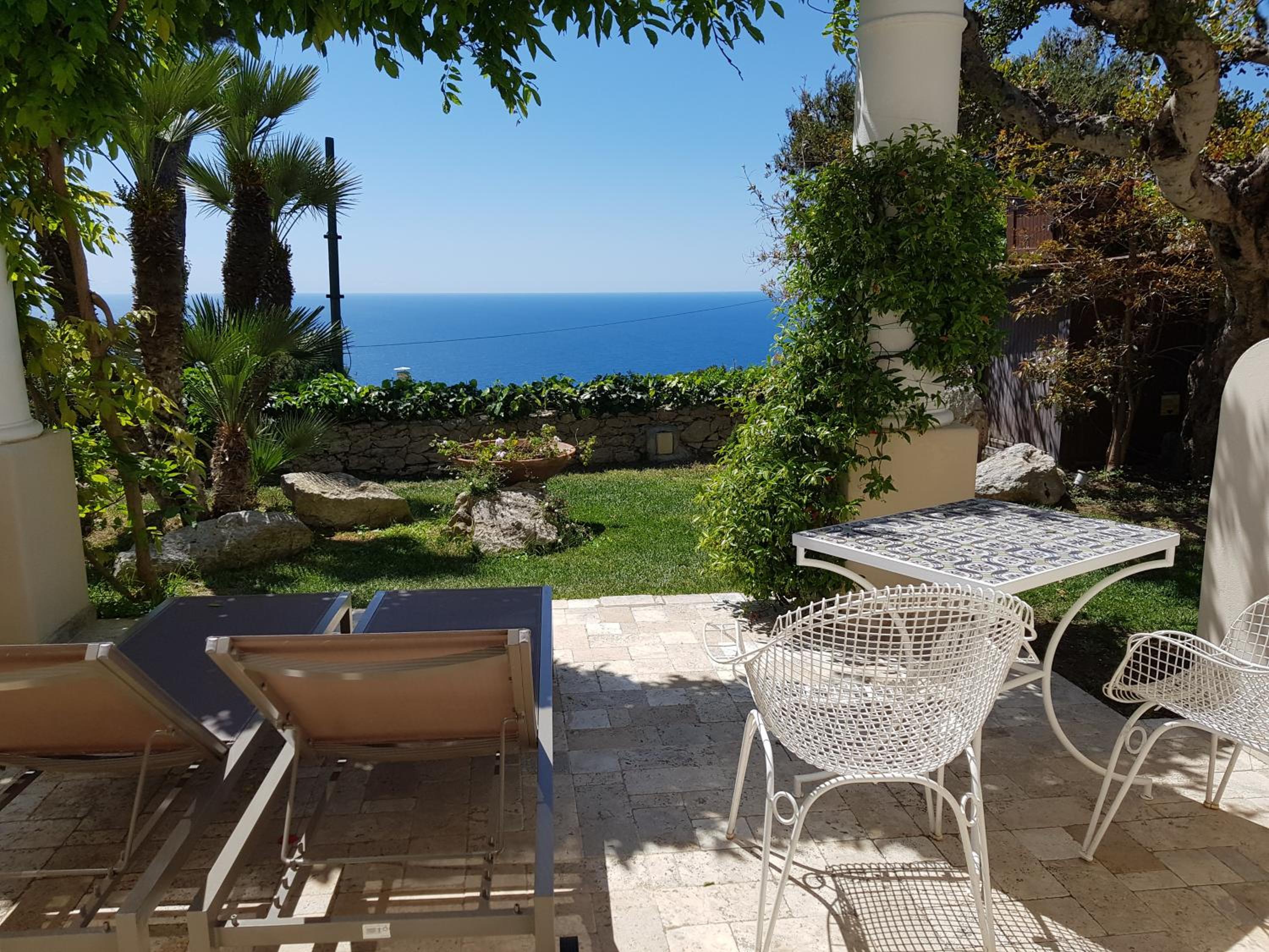 Double Room with Terrace and Sea View   - Photo 7