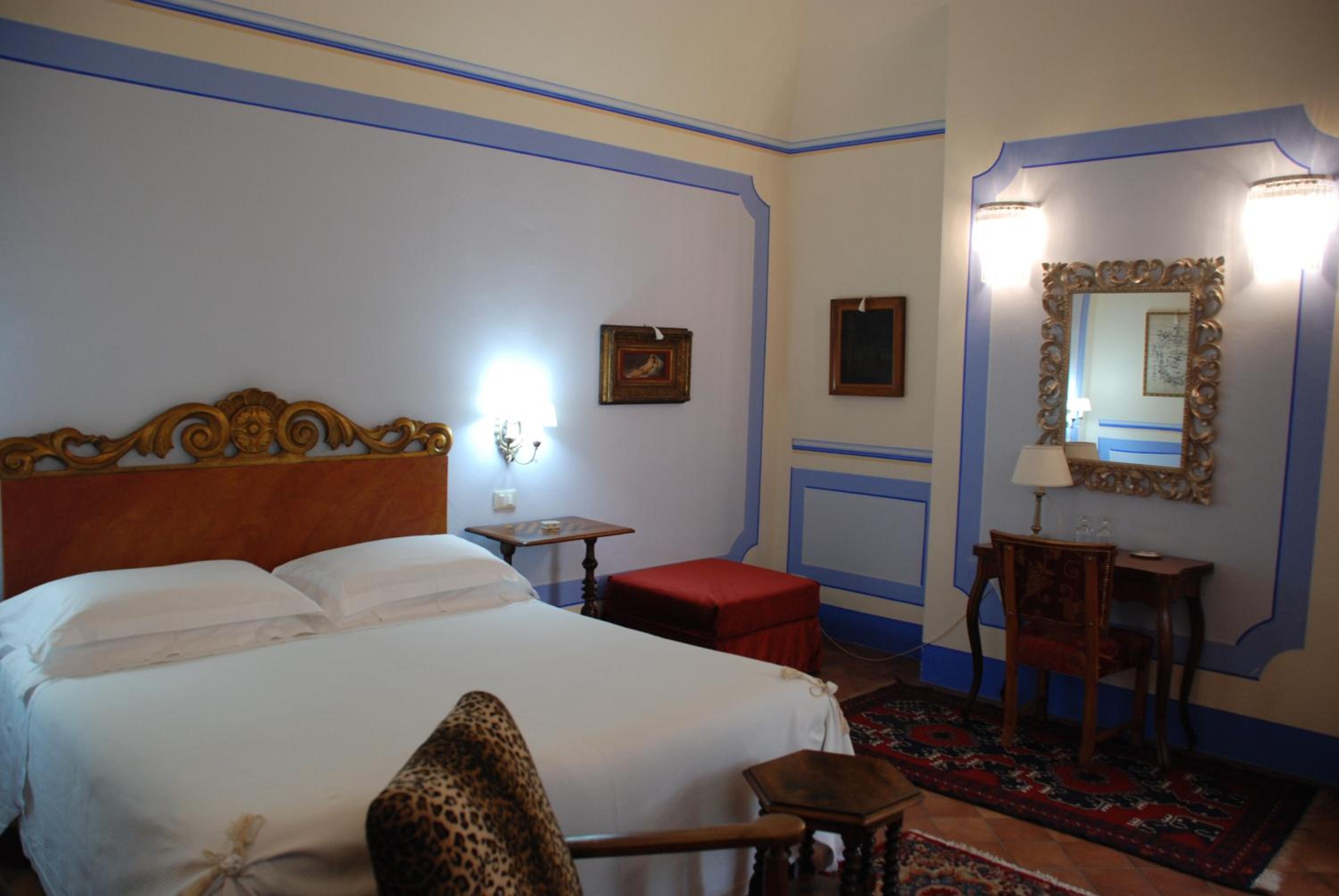 Double or Twin Room - Photo 23
