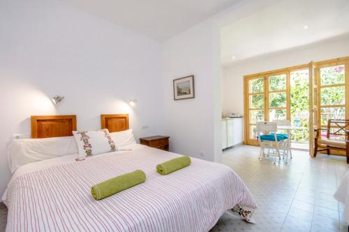 One-Bedroom Apartment with Balcony - Photo 5