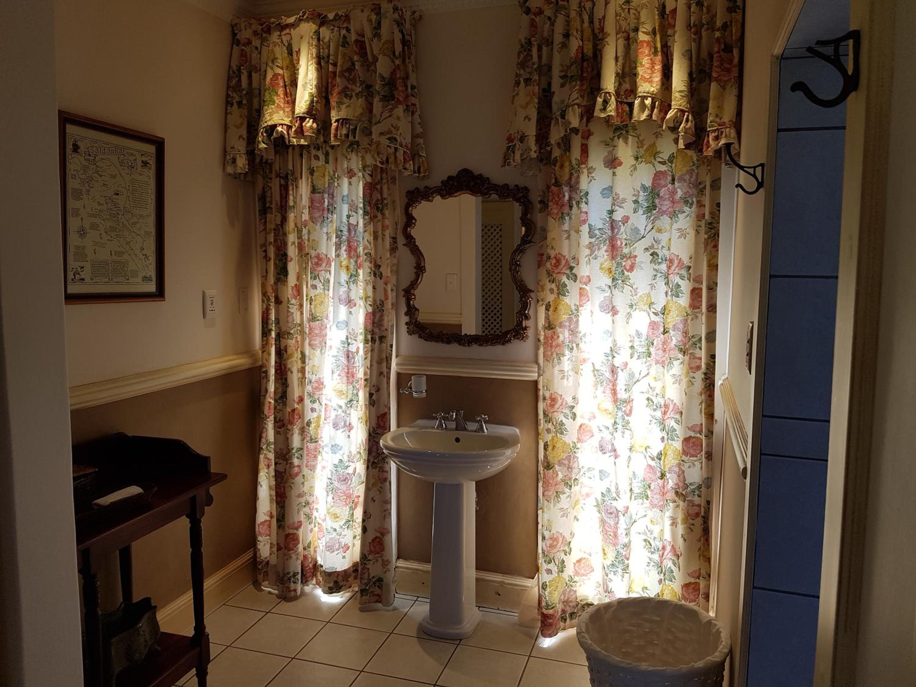 Deluxe Twin Room photo 2