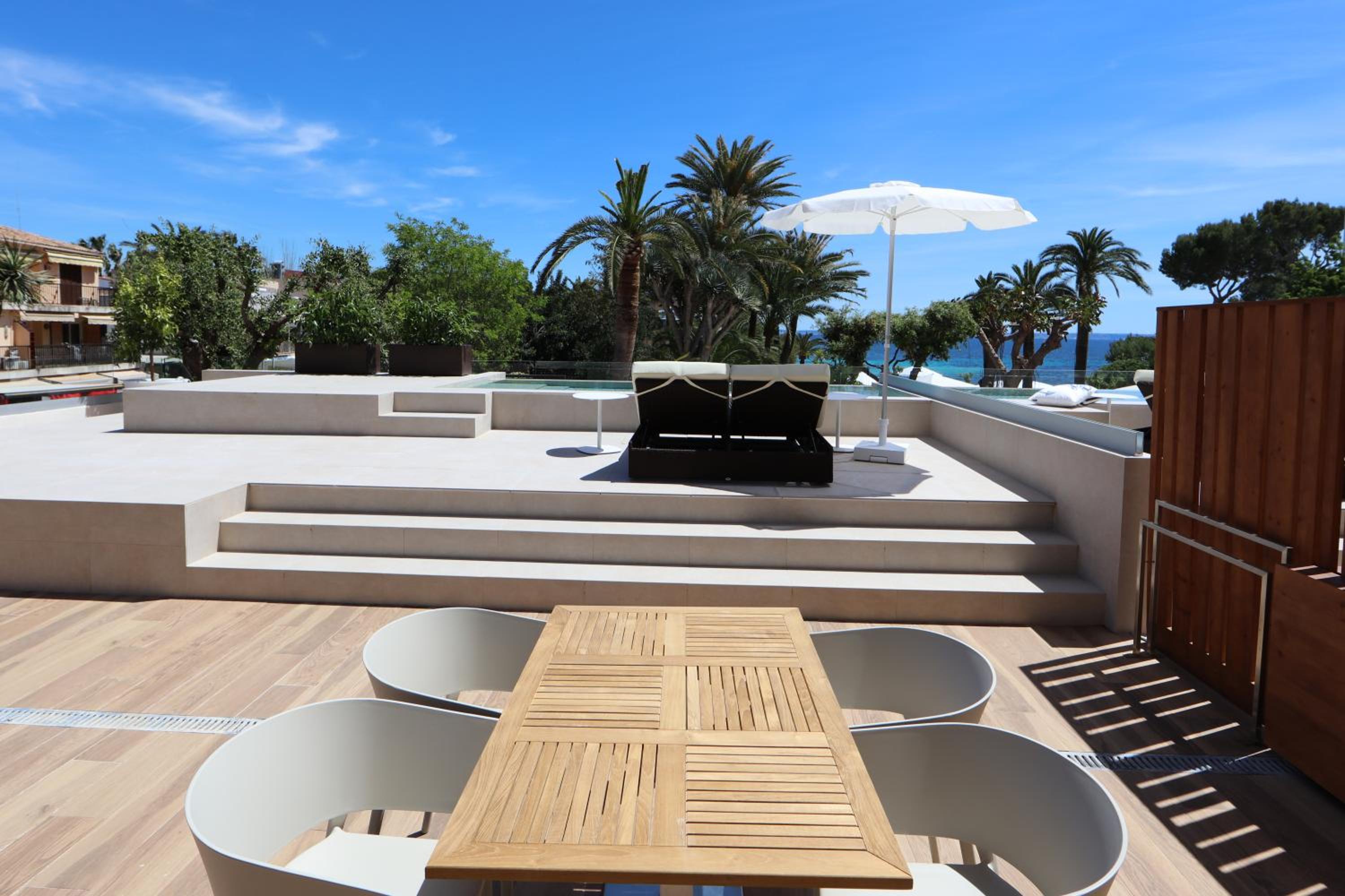 Golf Suite with Sea View and Private Pool