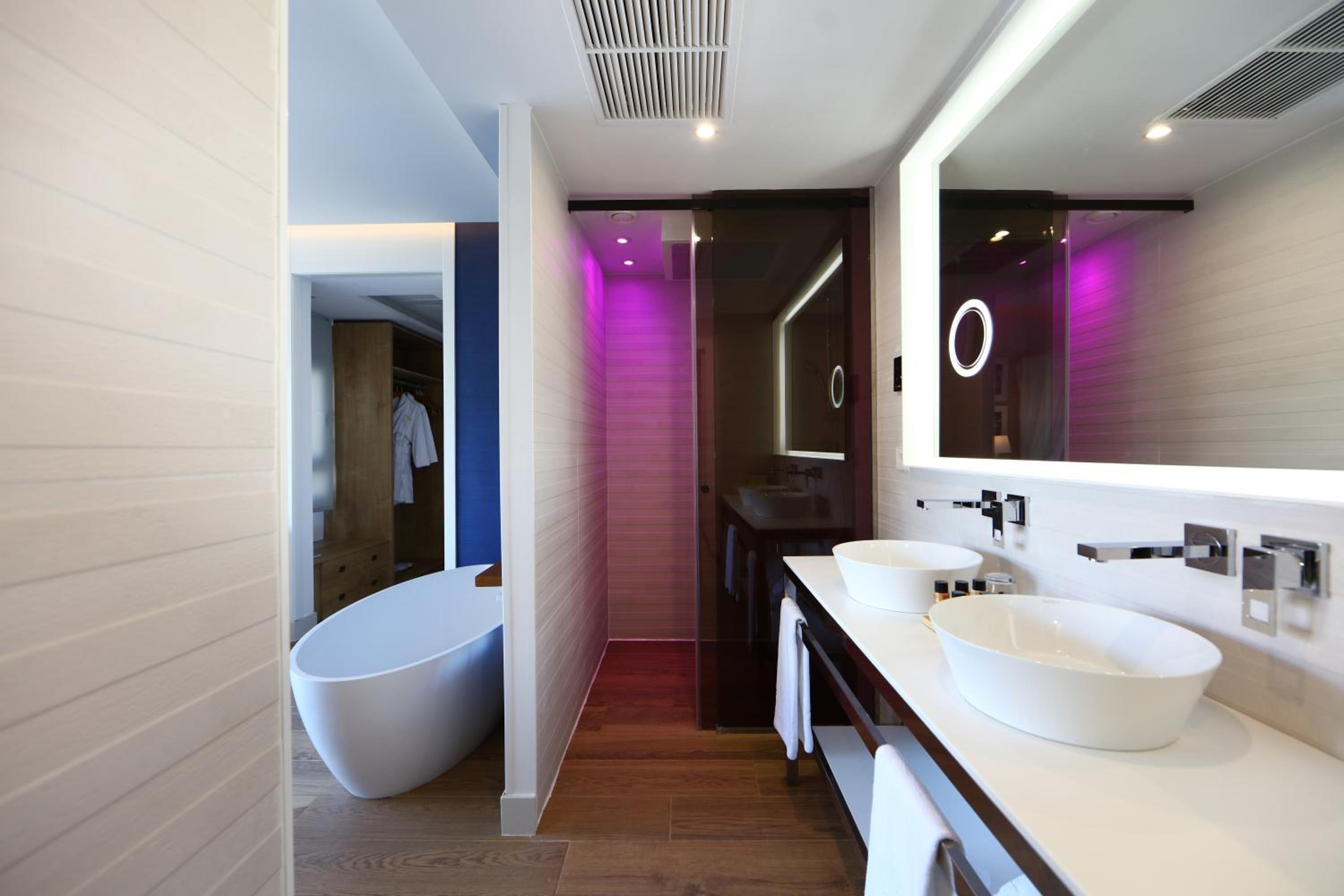 Golf Suite with Sea View and Private Pool thumbnail 5