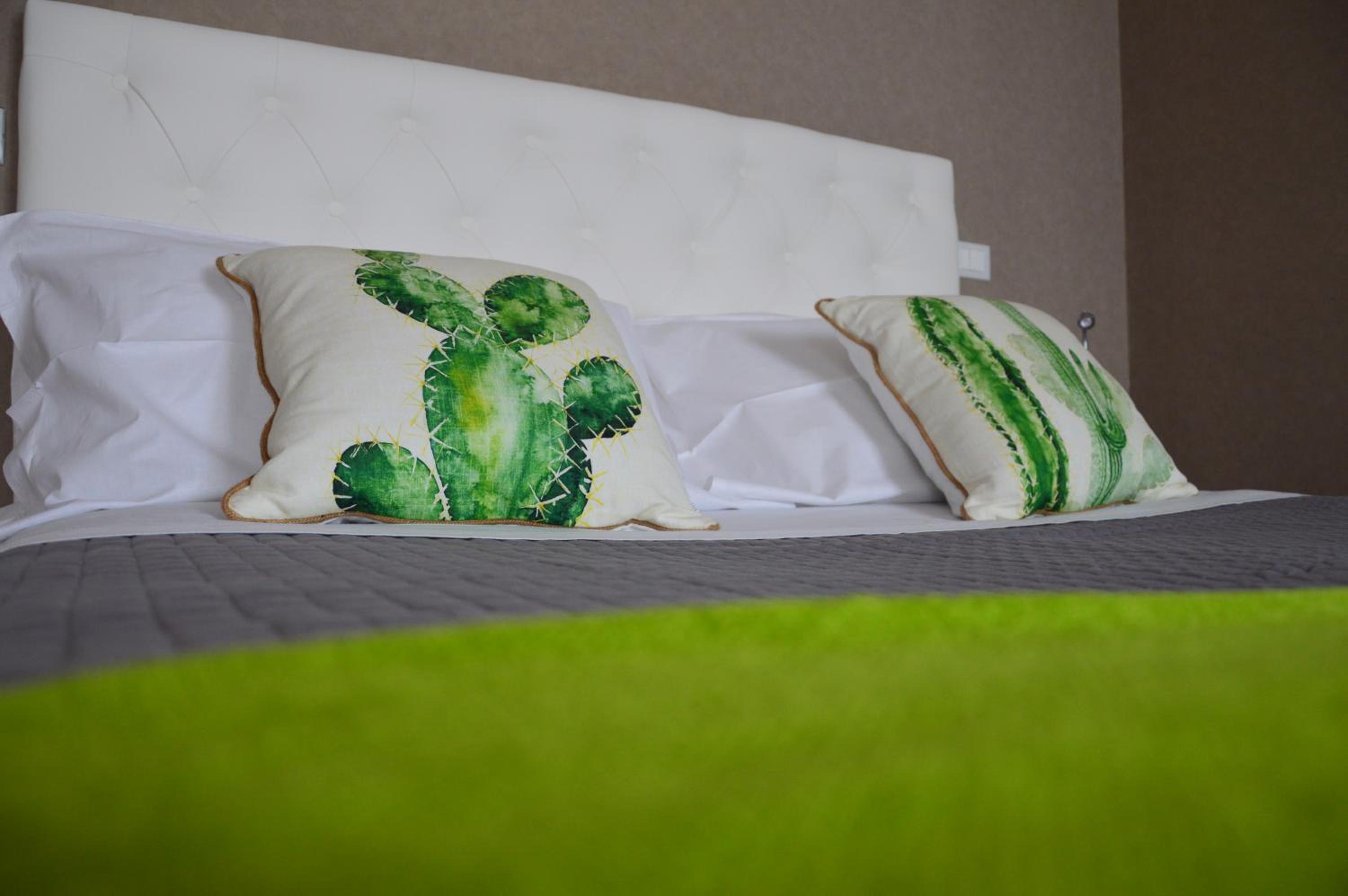 Deluxe King Room photo 3