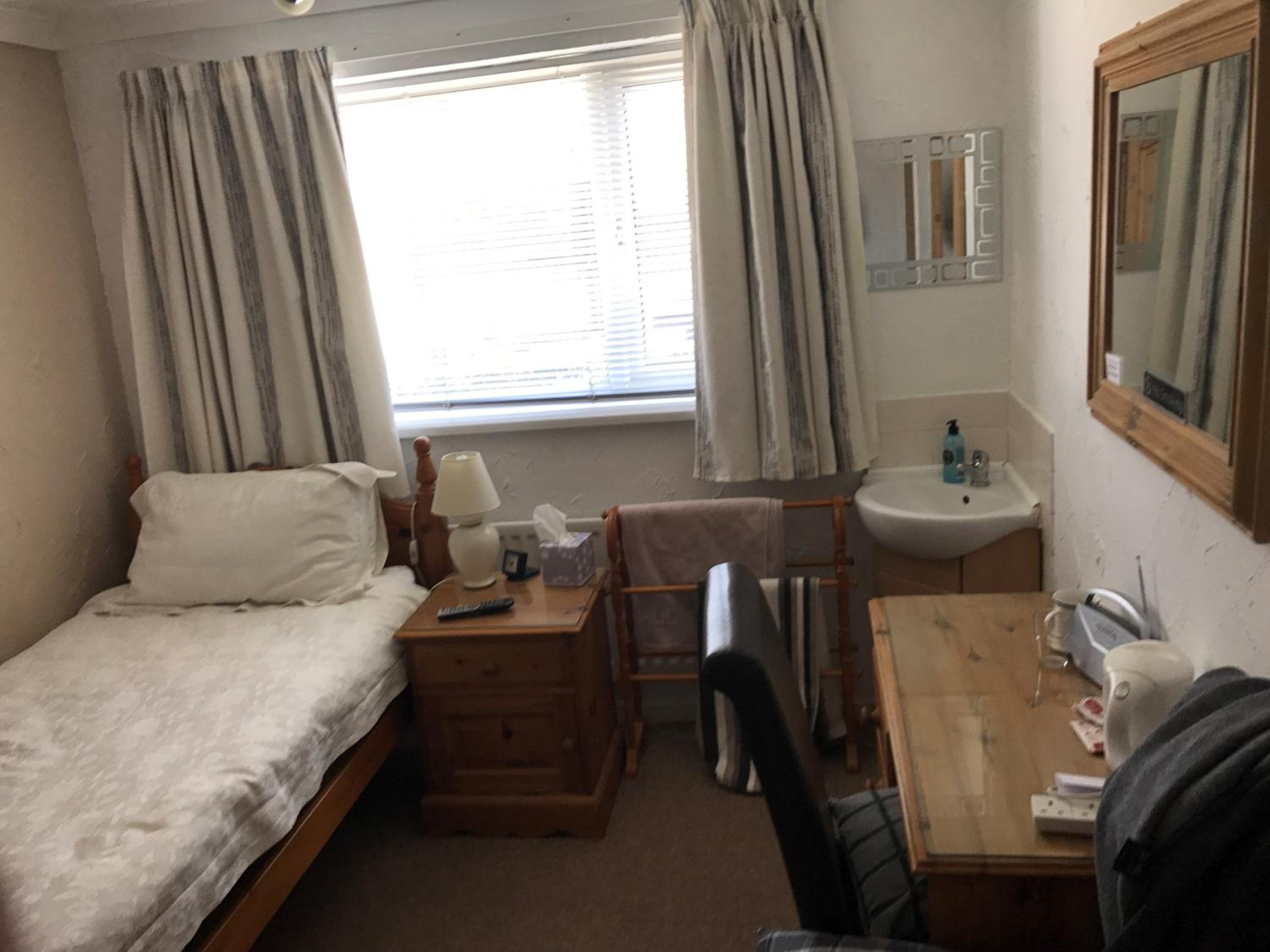 Single Room photo 2