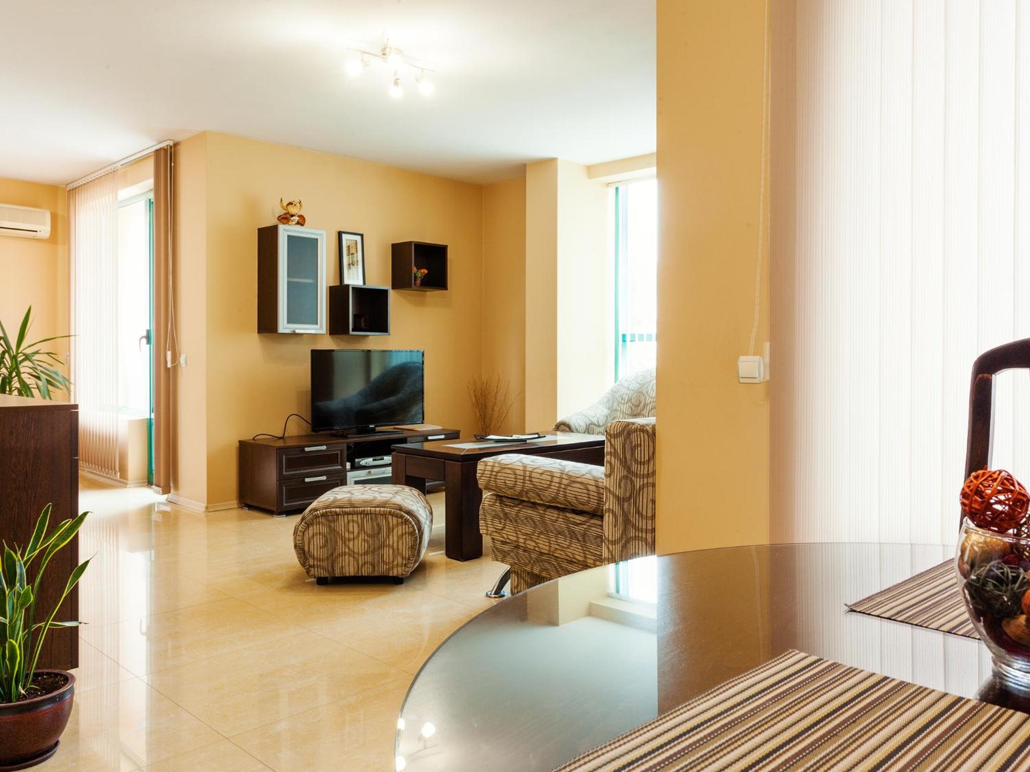 Two-Bedroom Apartment - Photo 5