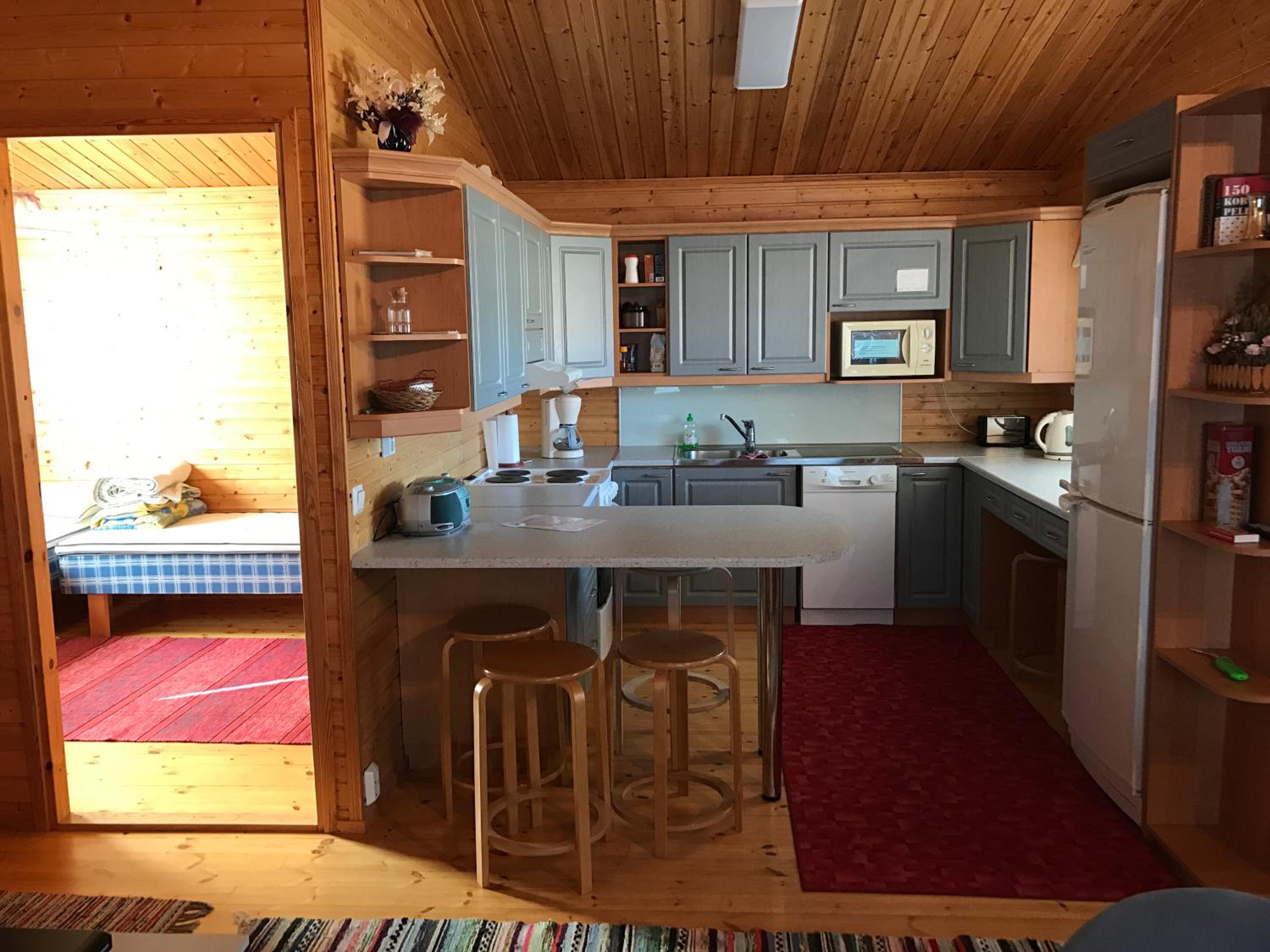 Two-Bedroom Cottage - Photo 23