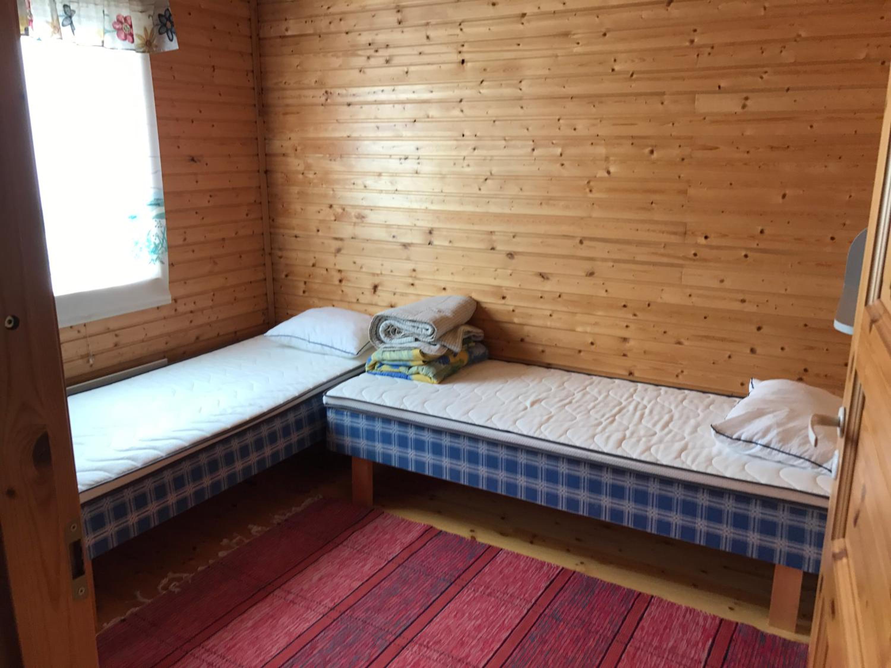 Two-Bedroom Cottage - Photo 25