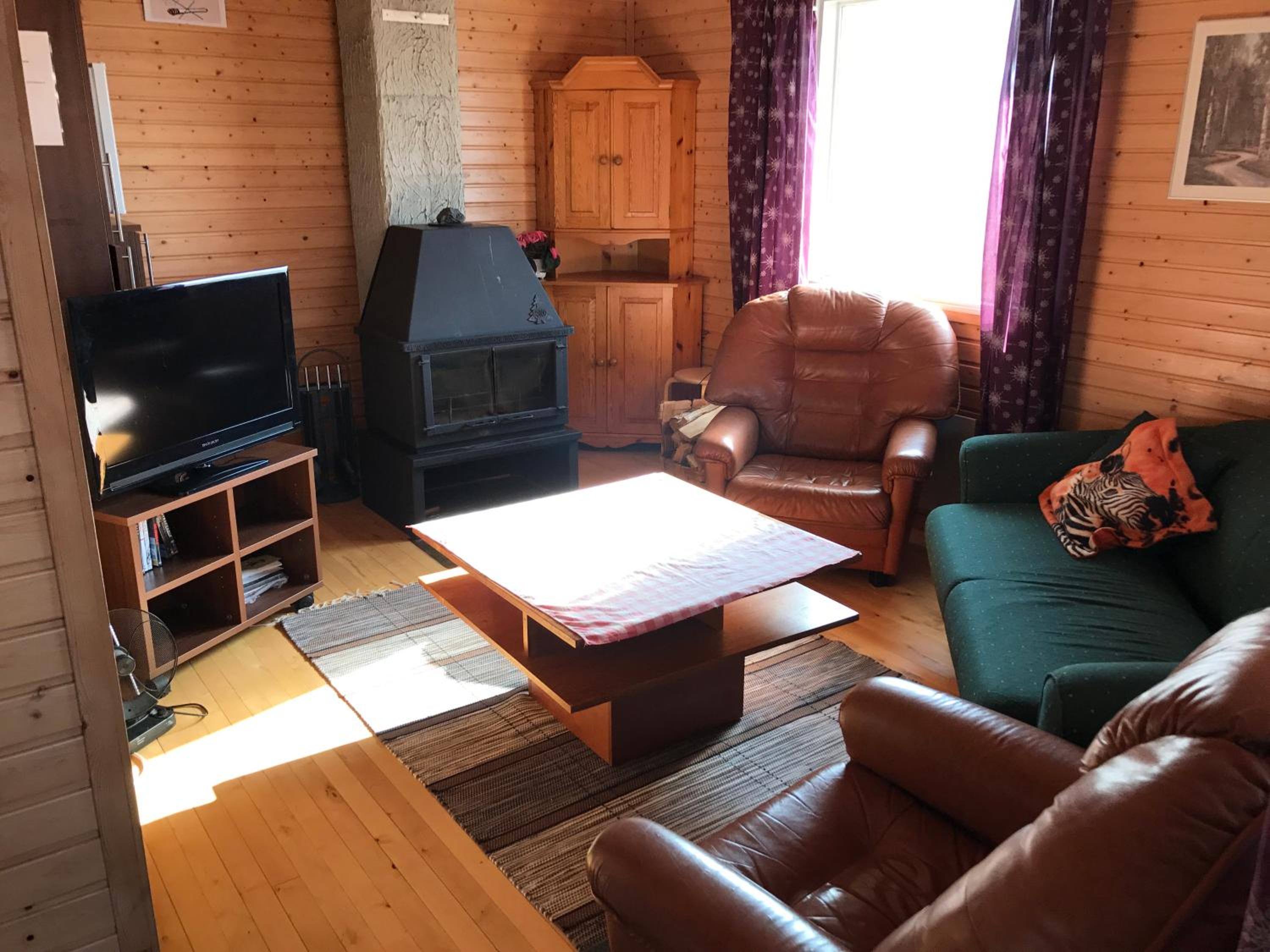 Two-Bedroom Cottage - Photo 26