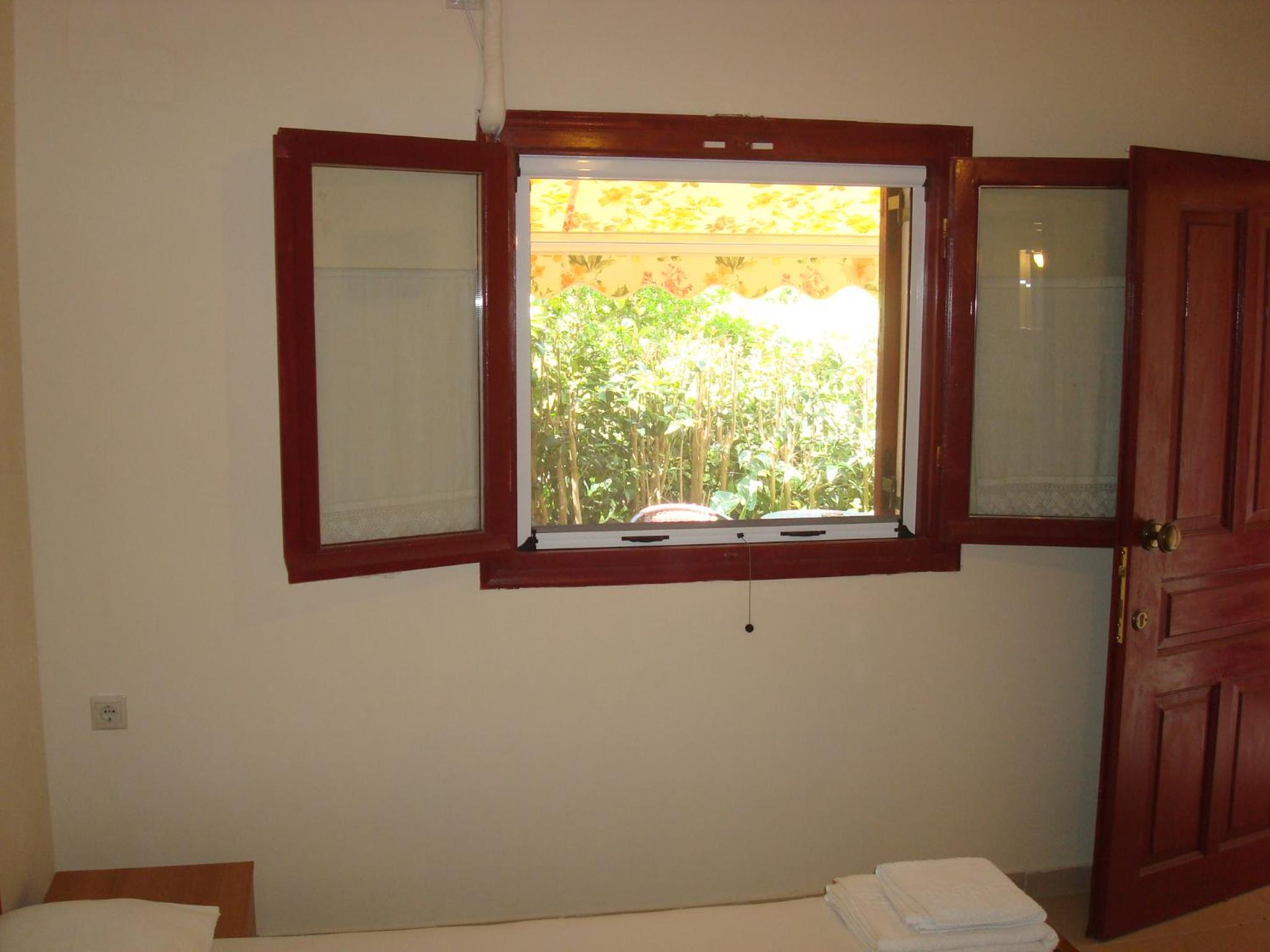 Apartment - Ground Floor photo 2