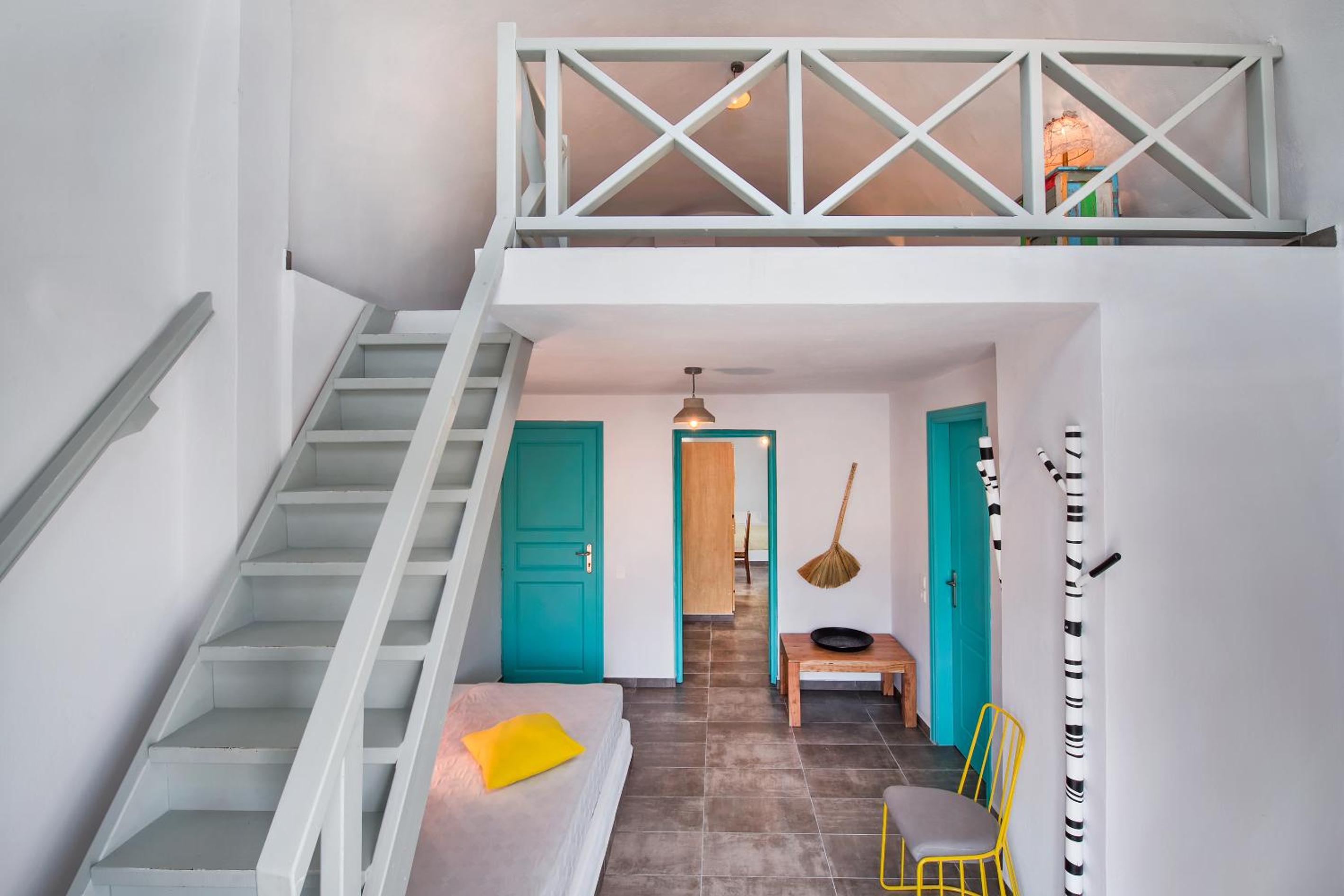 Two-Bedroom Apartment - Split Level