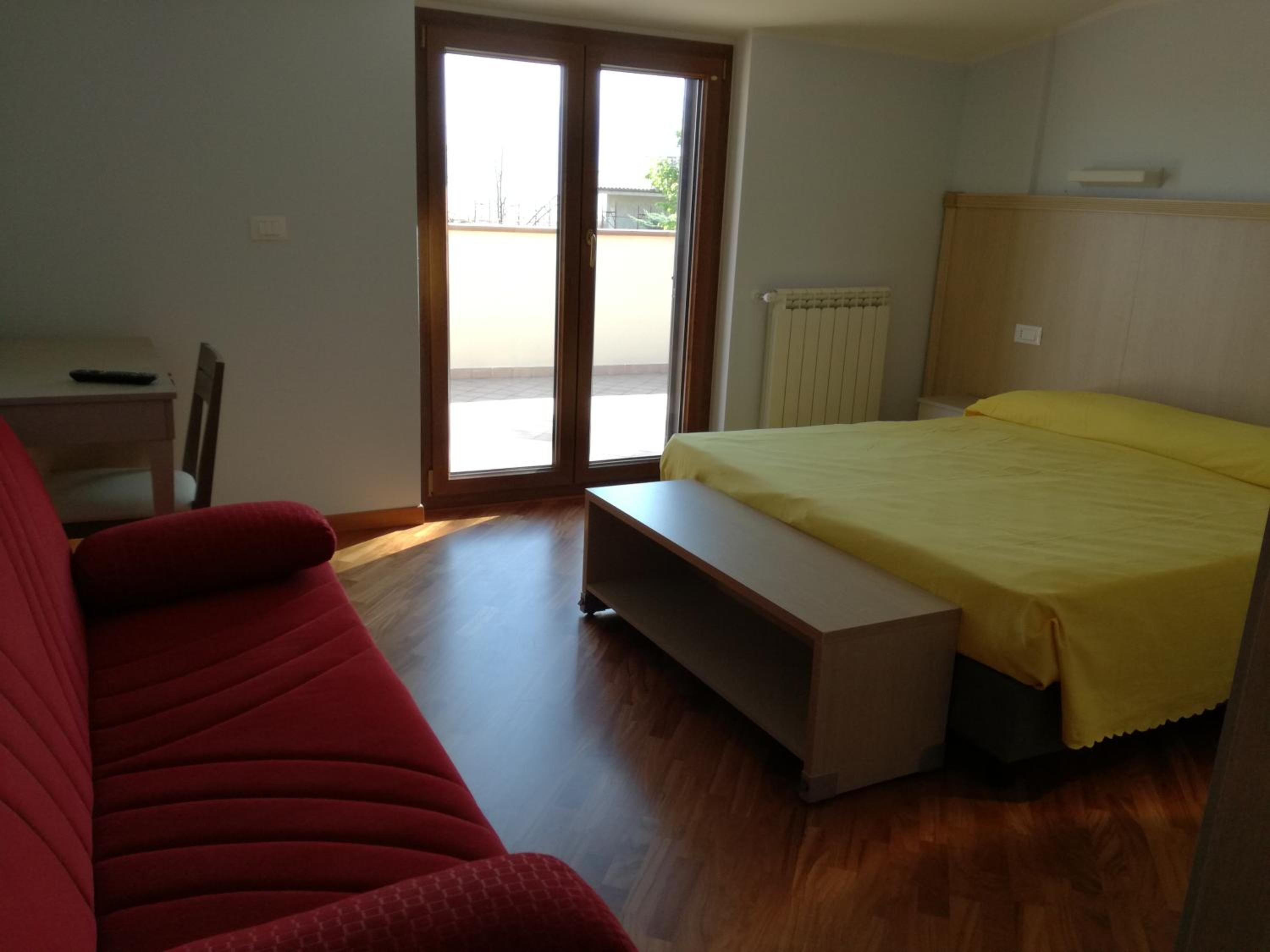 Double or Twin Room with Private Bathroom photo 1