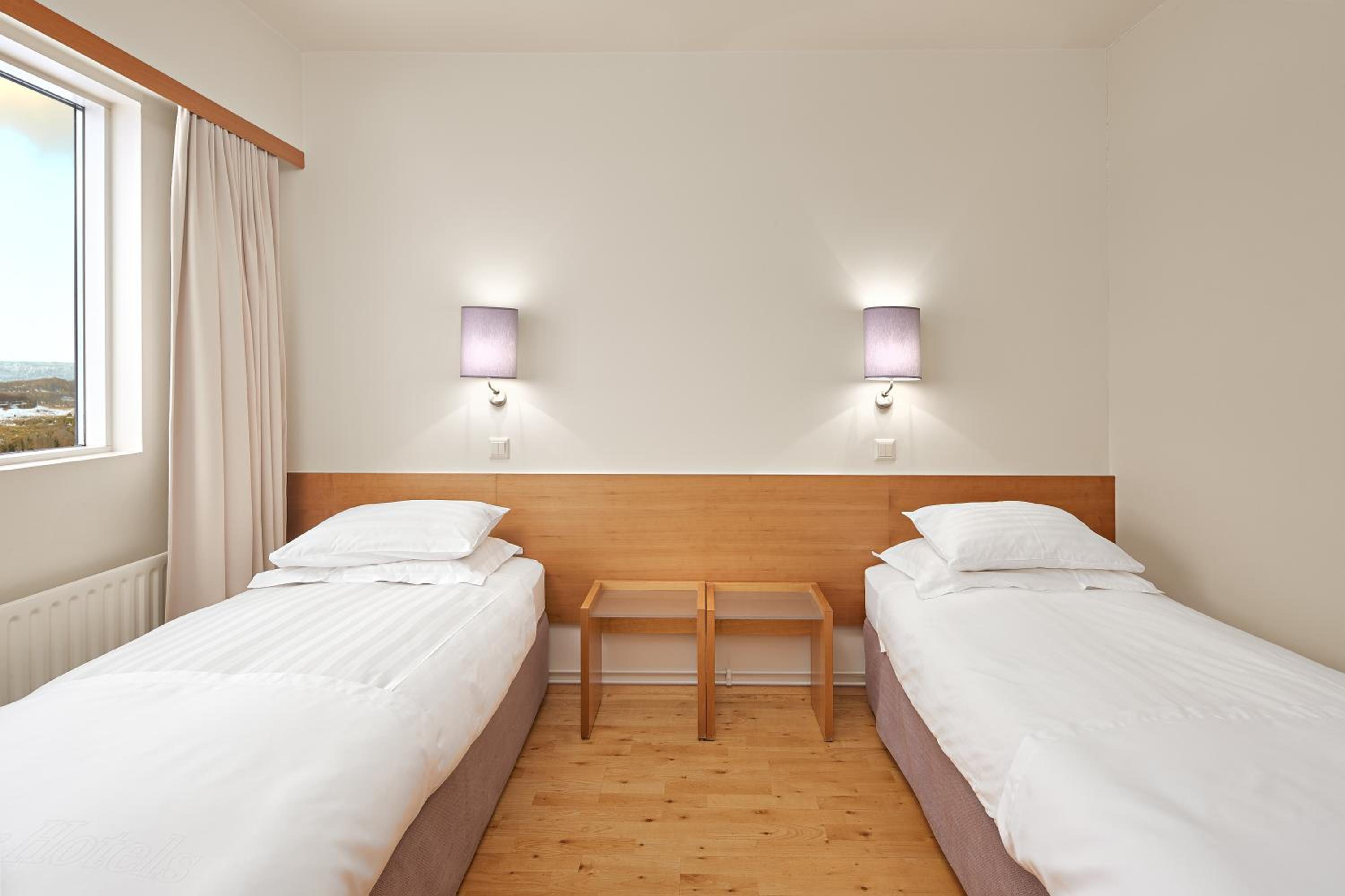 Twin Room - Photo 1