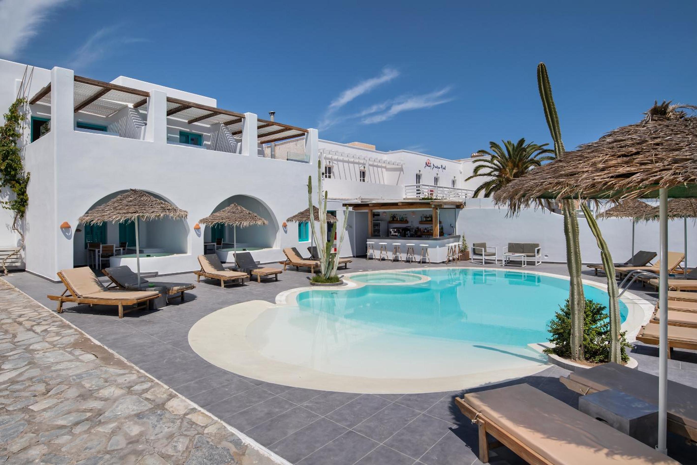 Two-Bedroom Suite with Sea View photo 2